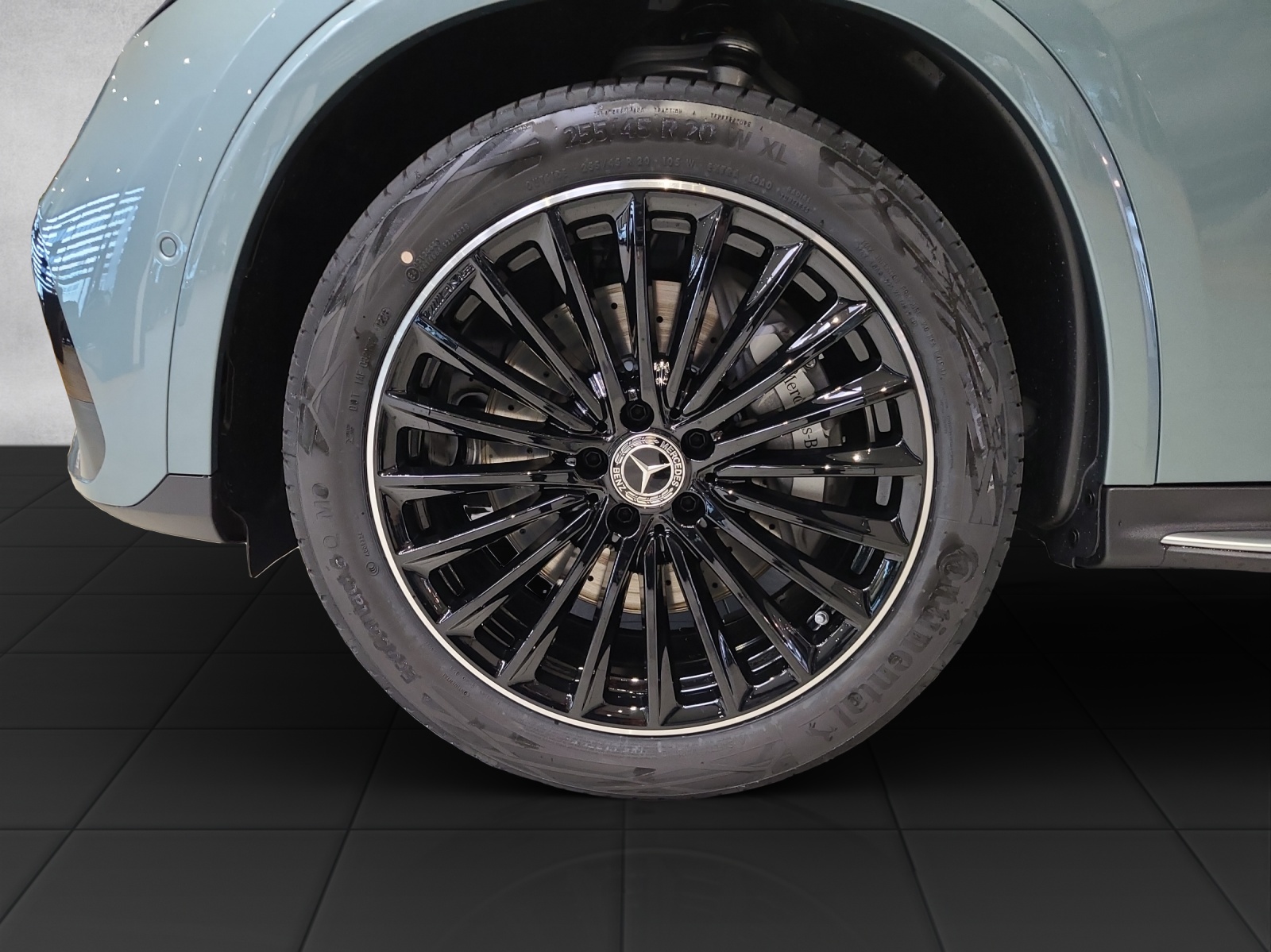 MERCEDES-BENZ GLC 220 d AMG Line 4M X254-image-1