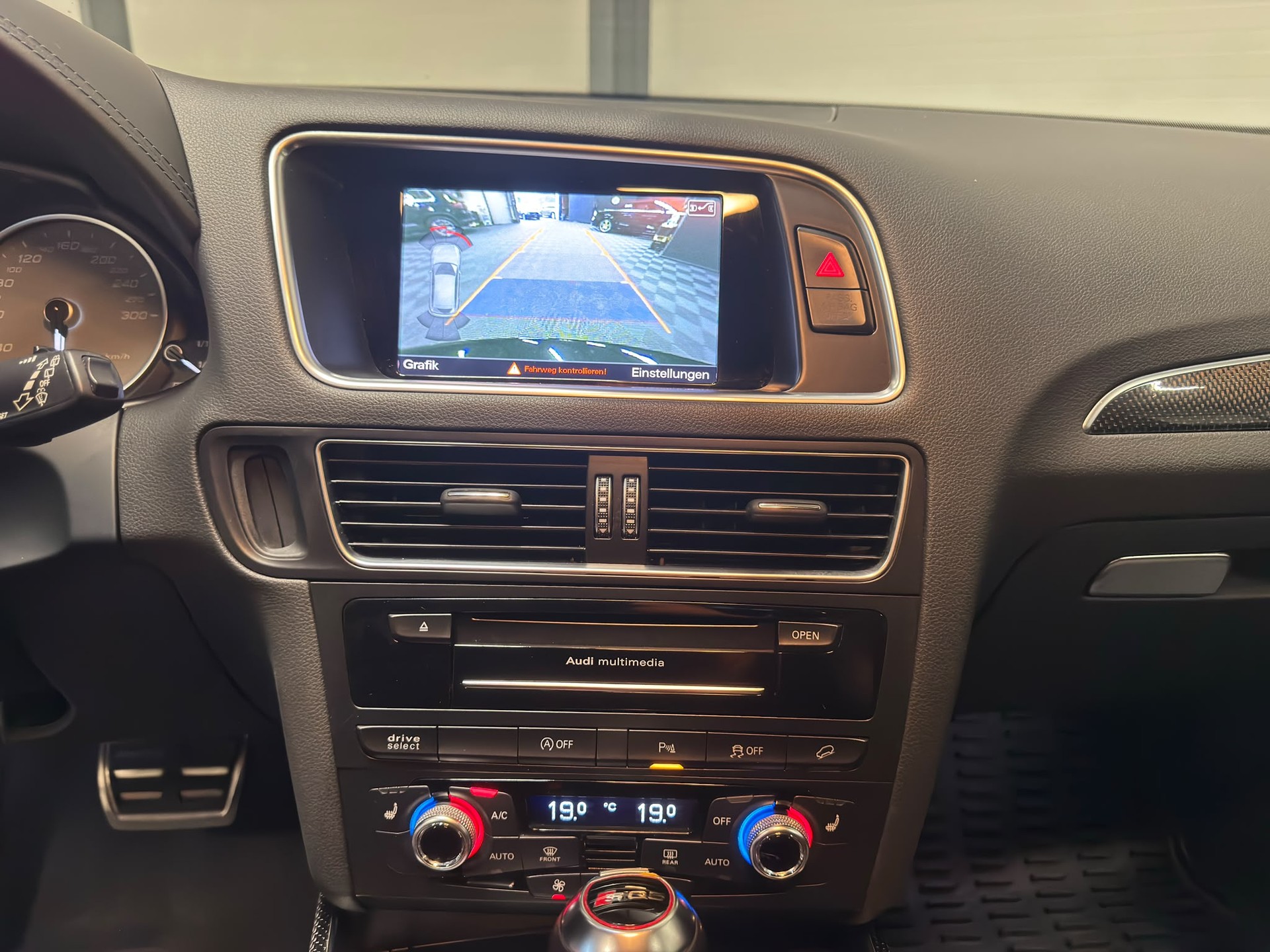 AUDI SQ5 3.0 V6 Bi-TDI plus qua. T-Tr.-image-14