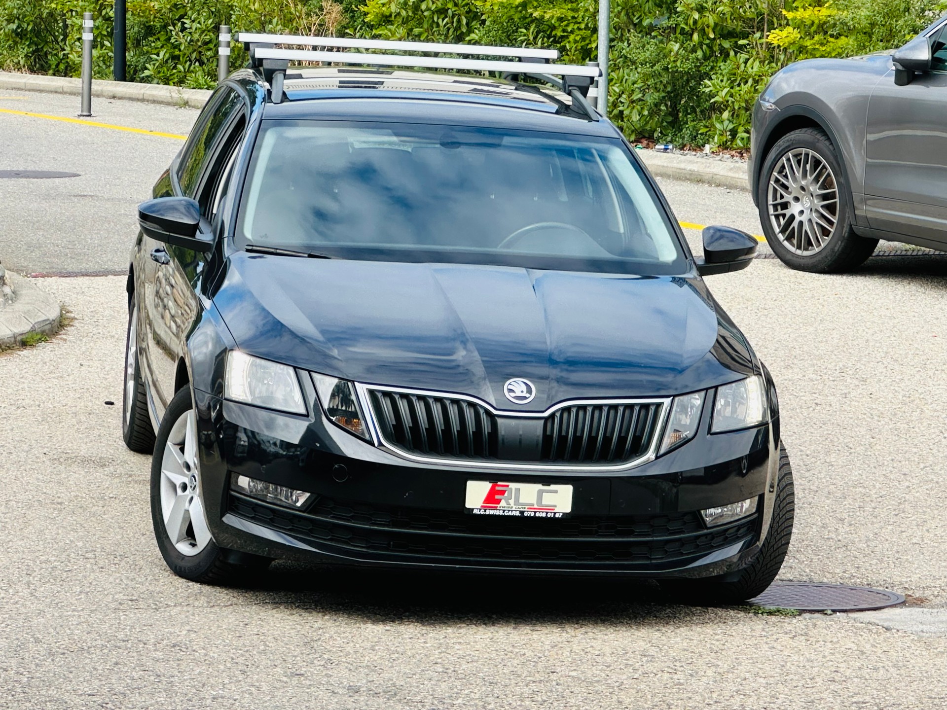 SKODA Octavia Combi 1.8 TSI Style 4x4 DSG-image-0