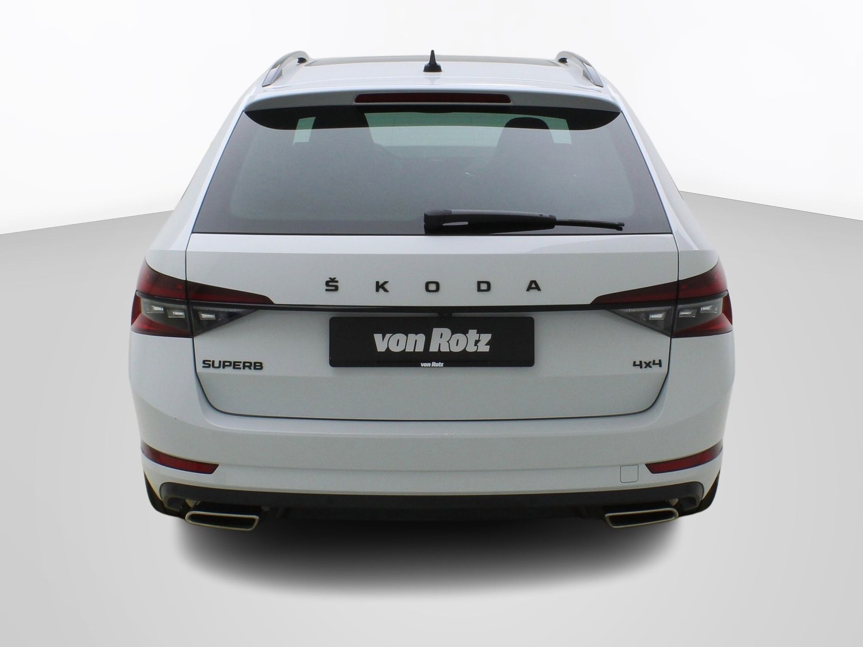 SKODA Superb Combi 2.0 TSI DSG Sport Line 4x4-image-3