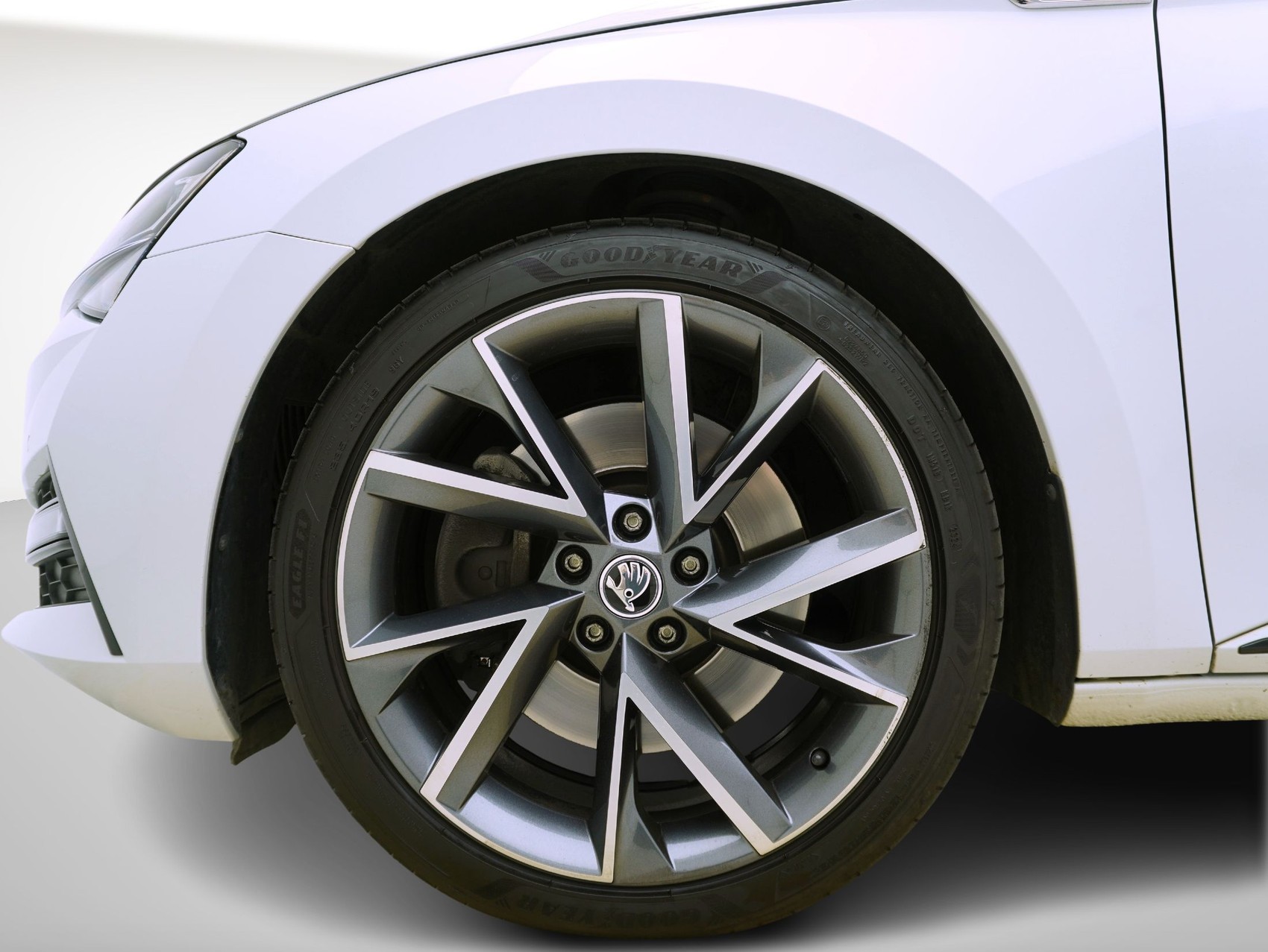 SKODA Superb Combi 2.0 TSI DSG Sport Line 4x4-image-7