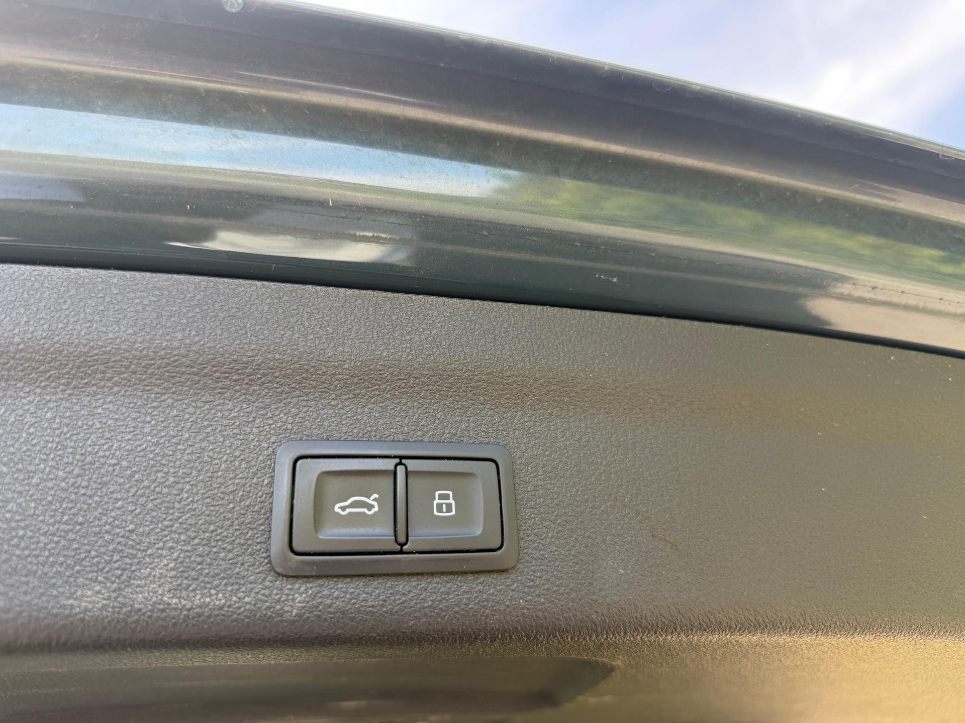 AUDI A6 allroad 50 TDI quattro tiptronic-image-11