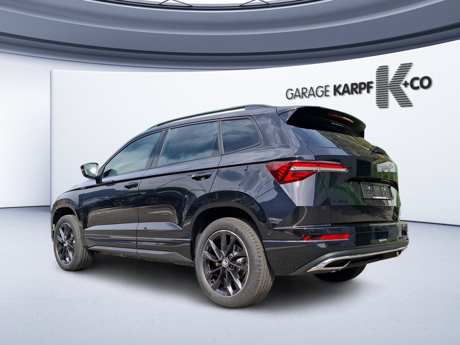 SKODA Karoq 2.0 TSI SportLine 4x4 DSG-image-2