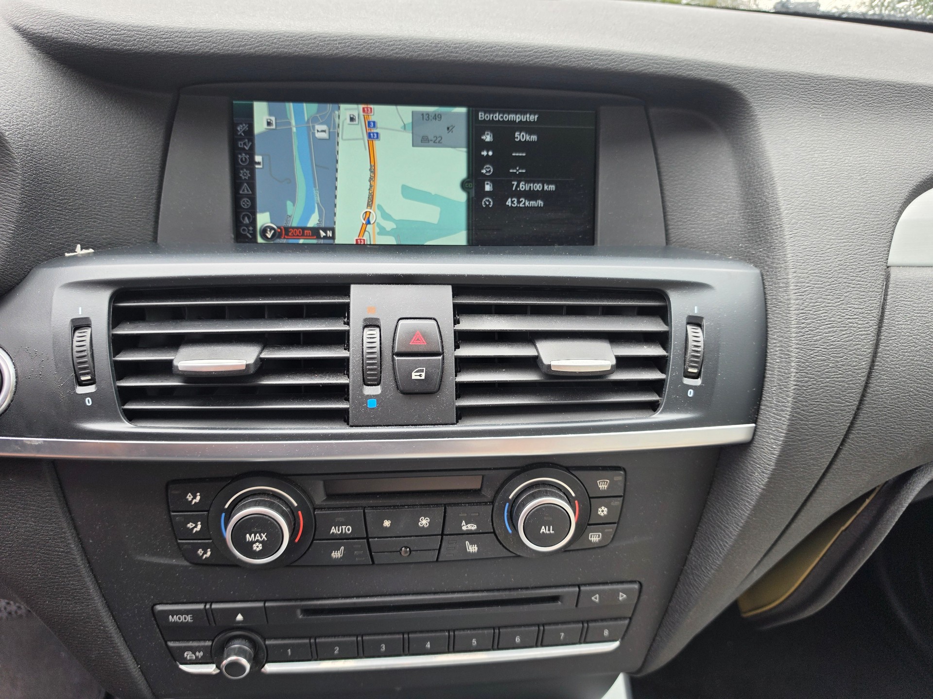 BMW X3 xDrive 35d Steptronic-image-13