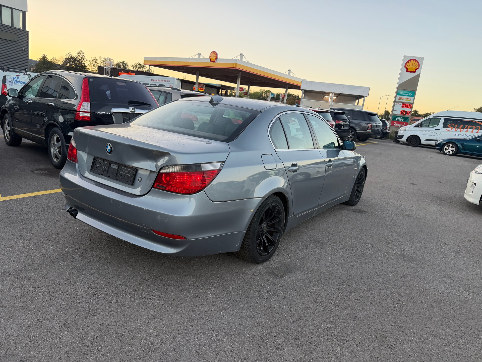 BMW 530d-image-3