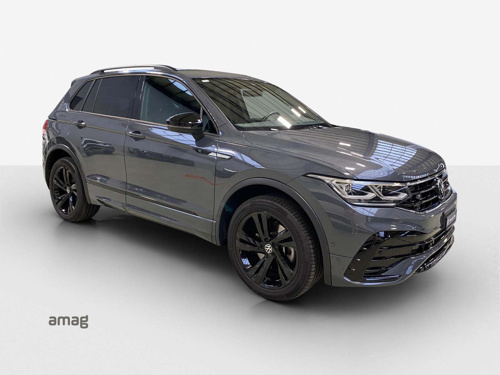 VW Tiguan 2.0 TDI SCR R-Line 4Motion DSG-image-5