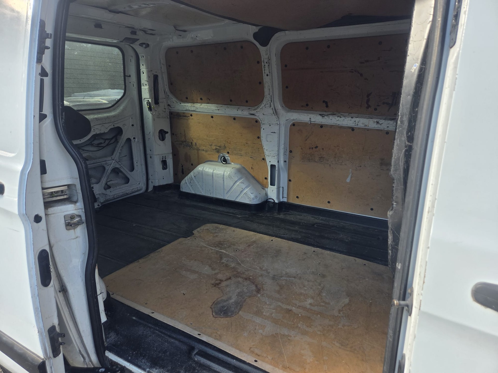 FORD Transit Custom Van 250 L1H1-image-4
