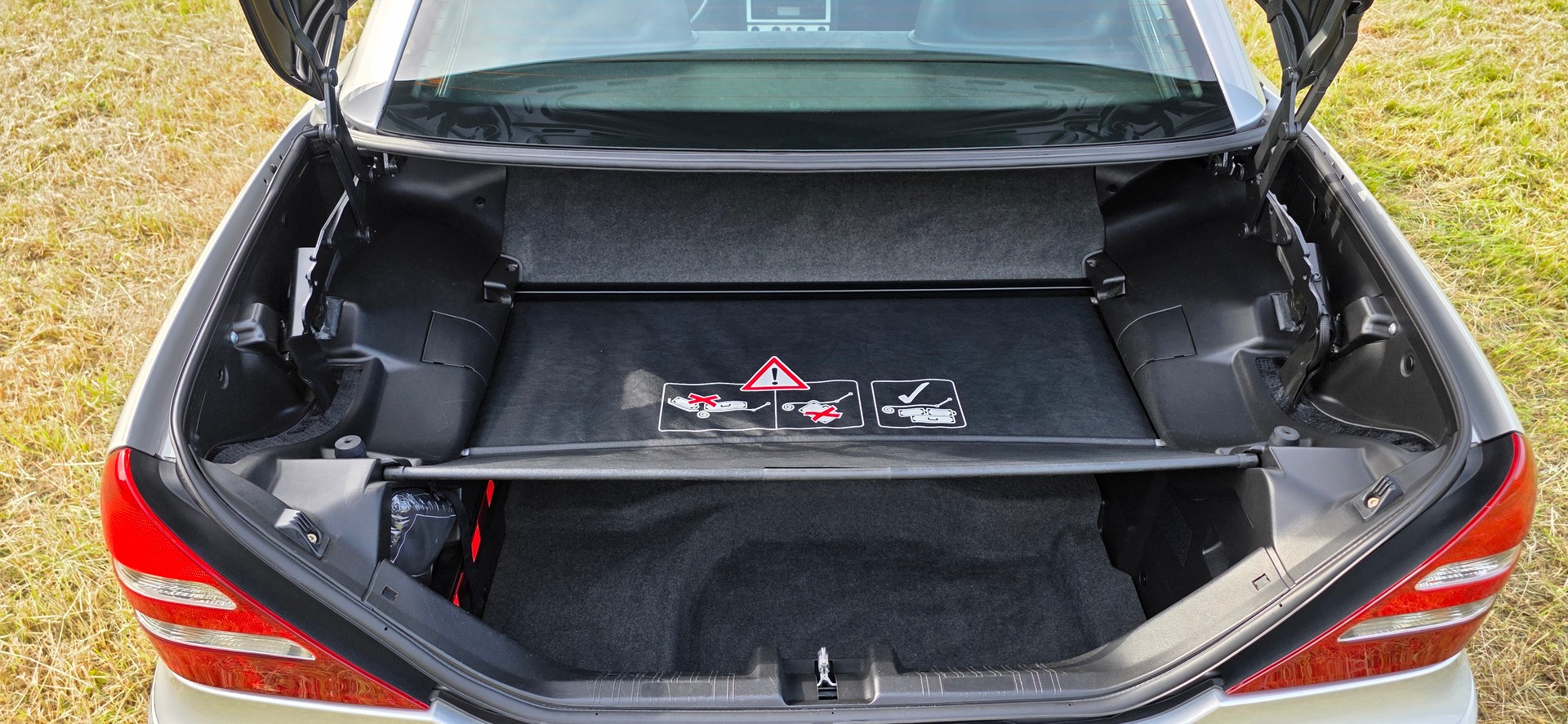 MERCEDES-BENZ SLK 200 Kompressor-image-7