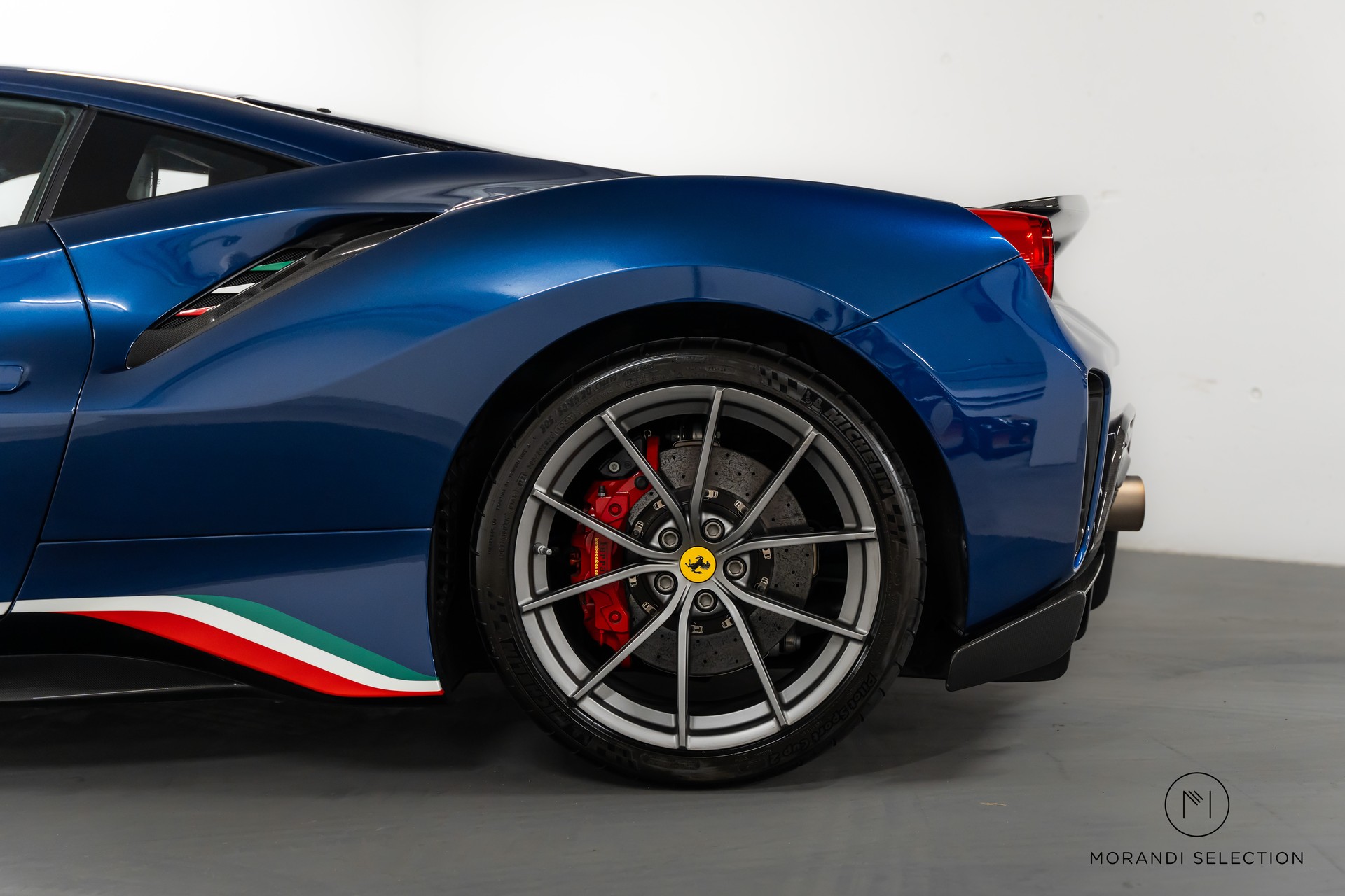 FERRARI 488 Pista Piloti-image-5