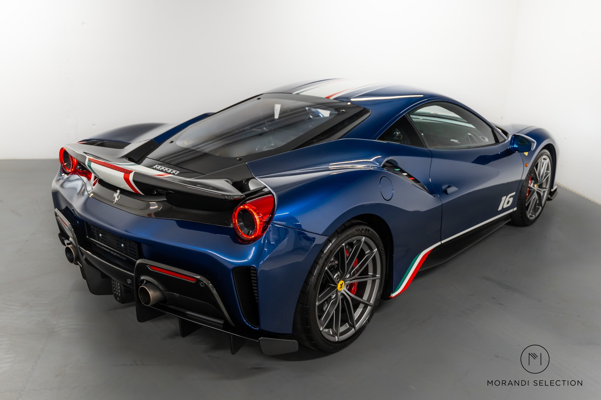 FERRARI 488 Pista Piloti-image-3