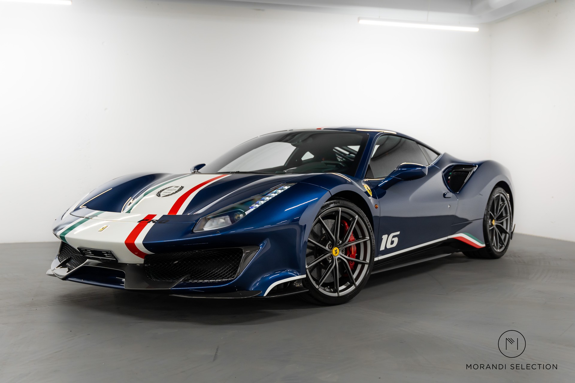 FERRARI 488 Pista Piloti-image-1