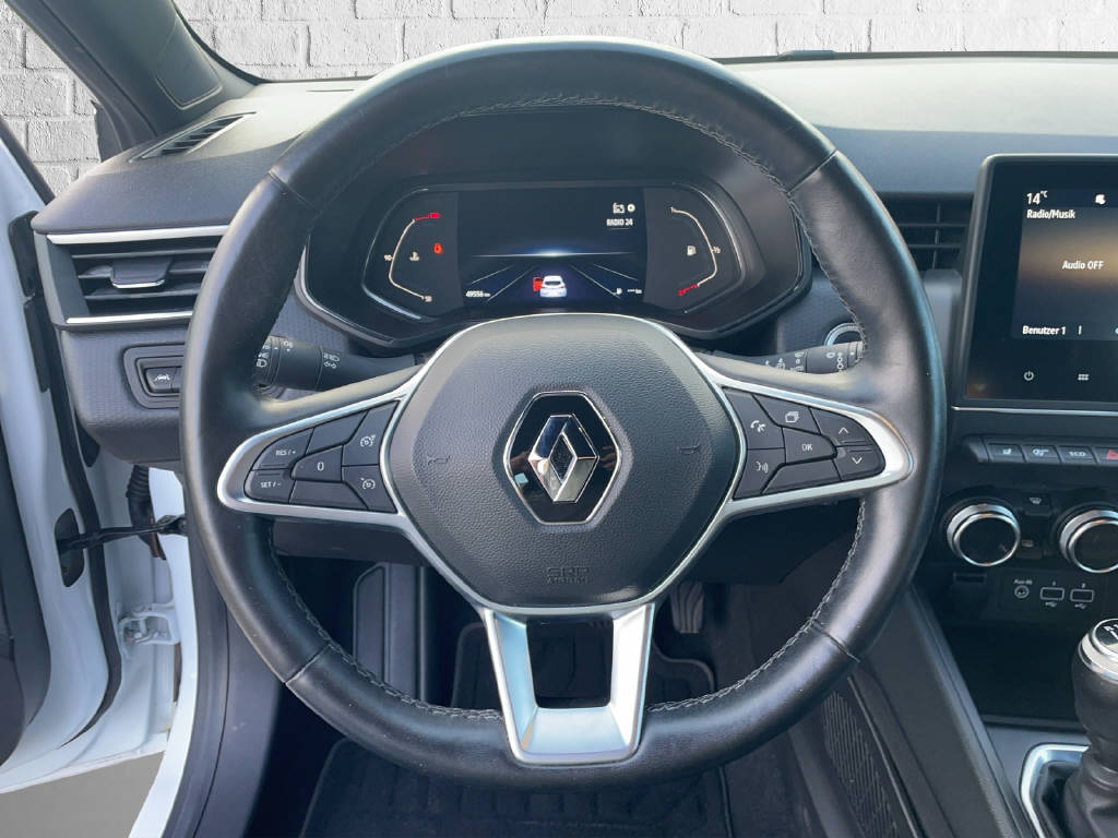 RENAULT Clio 1.3 TCe 140 Intens-image-6