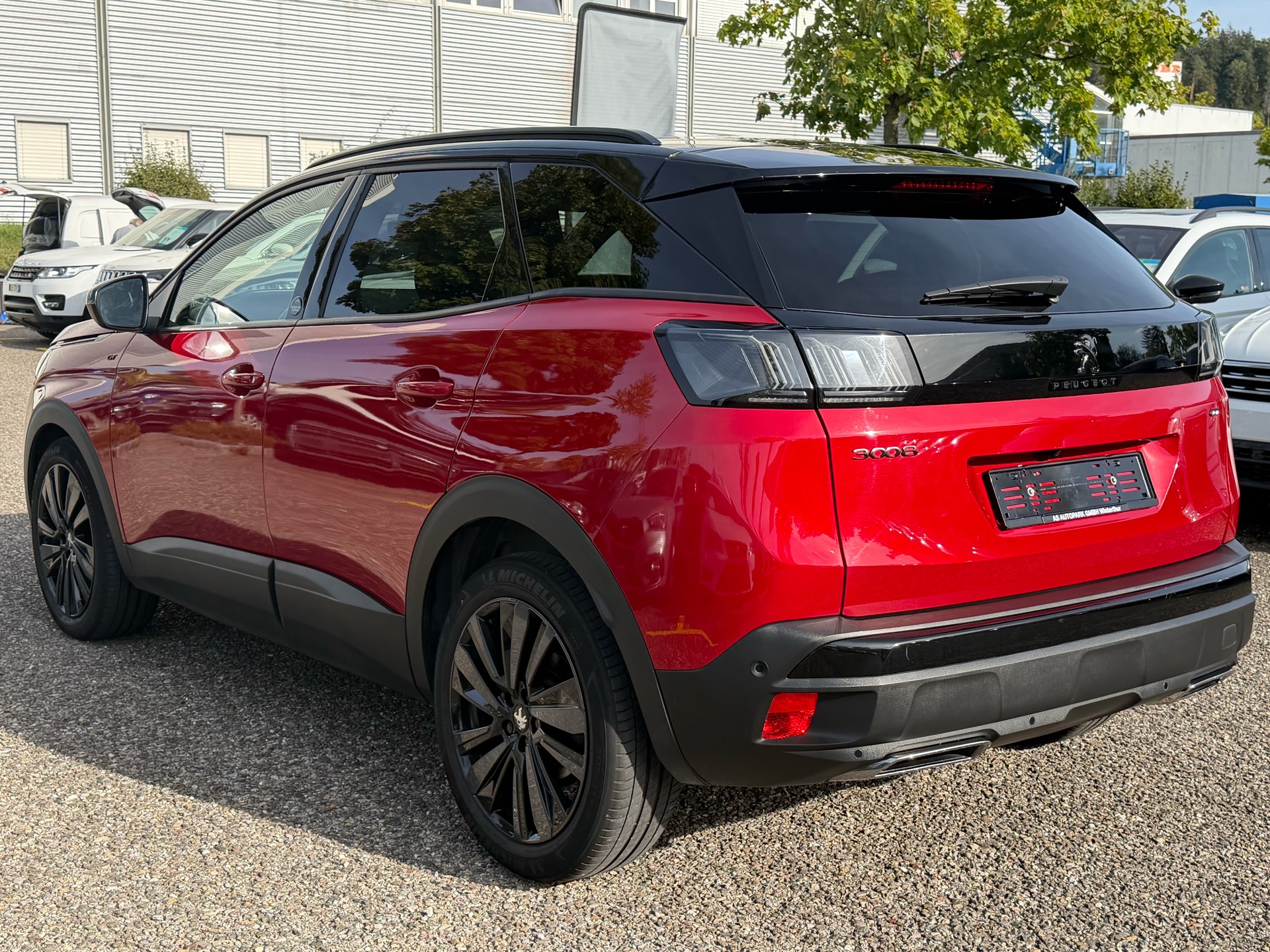 PEUGEOT 3008 1.6 PureTech GT Pack EAT8-image-6