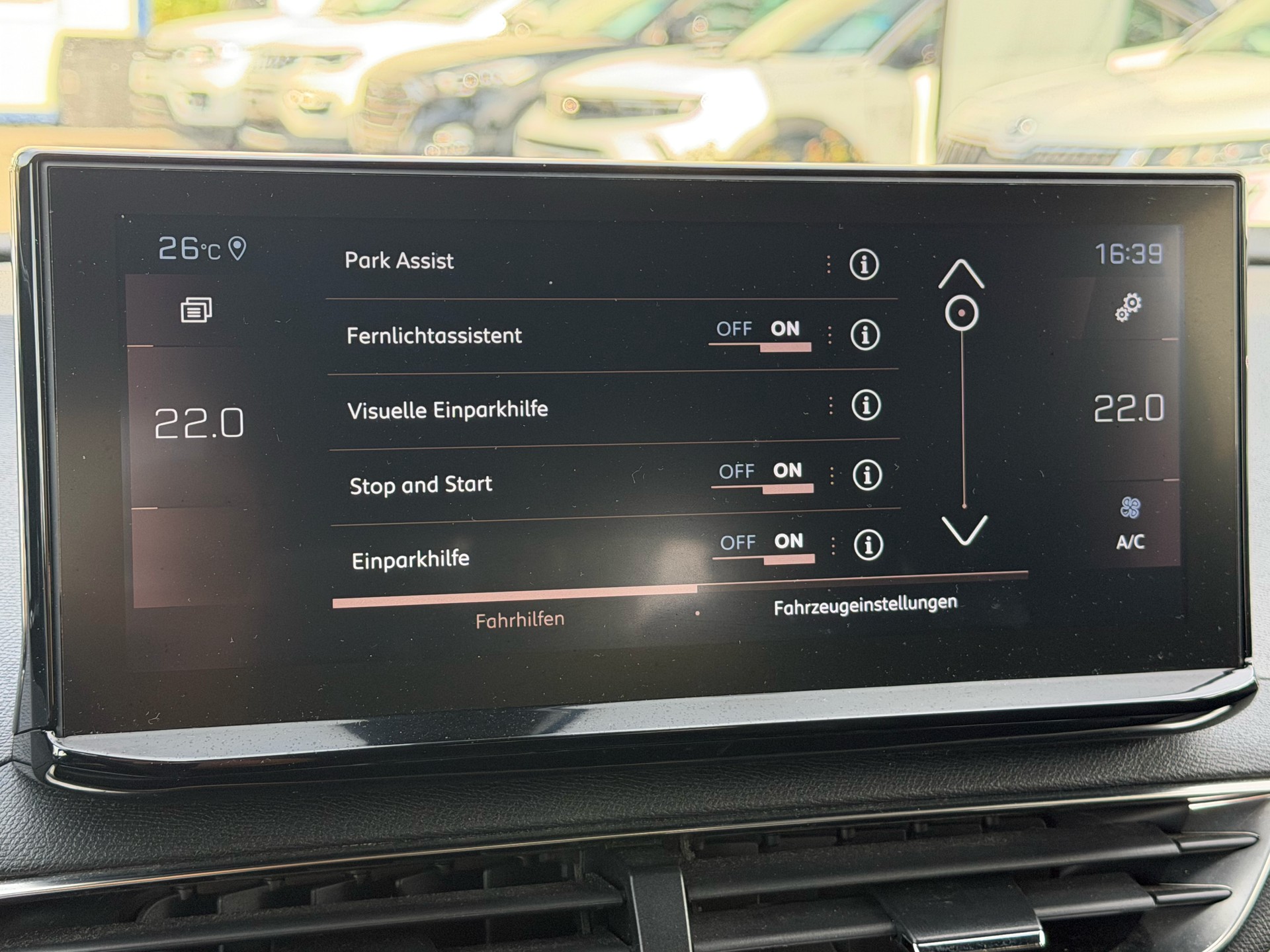 PEUGEOT 3008 1.6 PureTech GT Pack EAT8-image-24