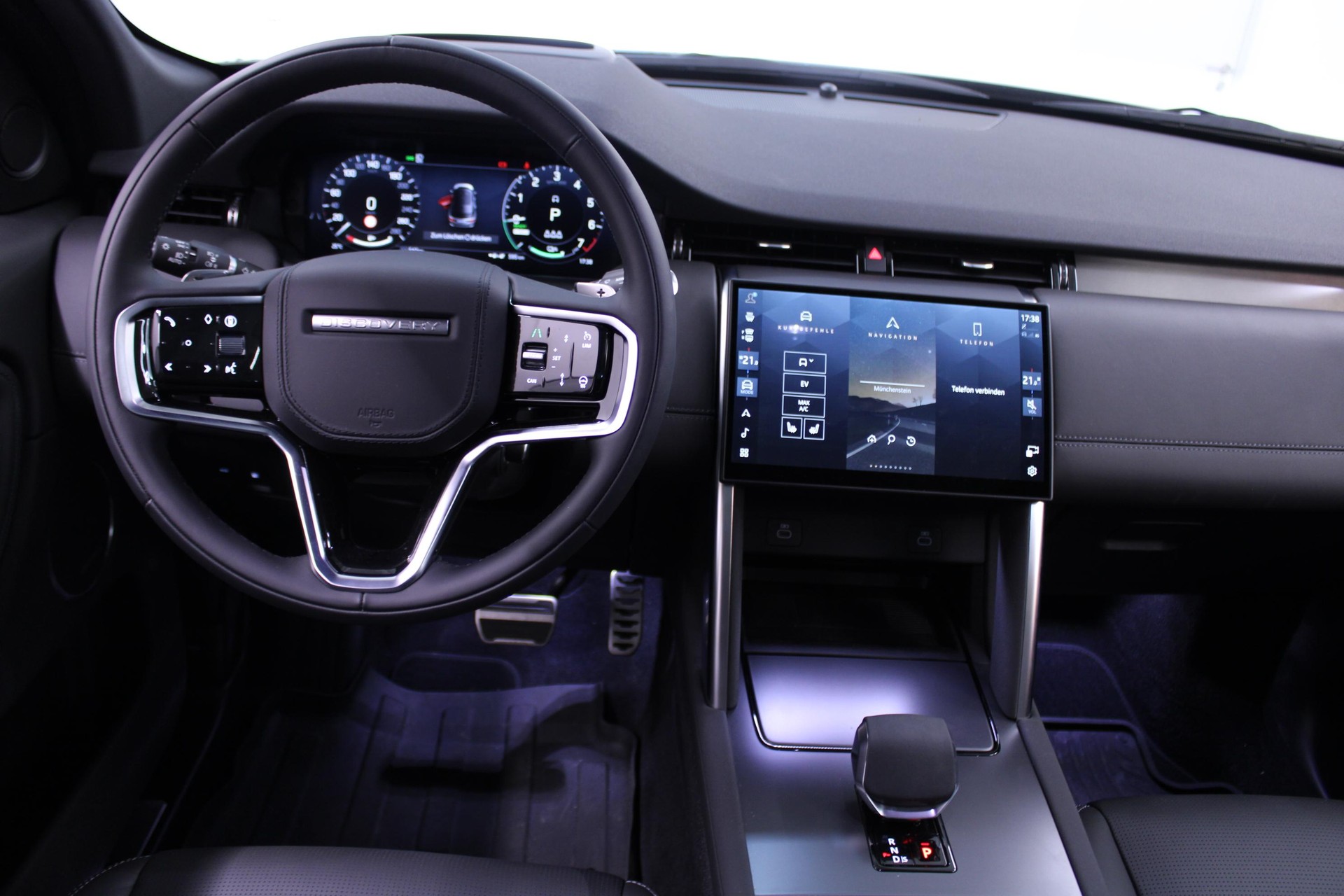 LAND ROVER Discovery Sport 1.5 T 270e Dynamic HSE-image-10