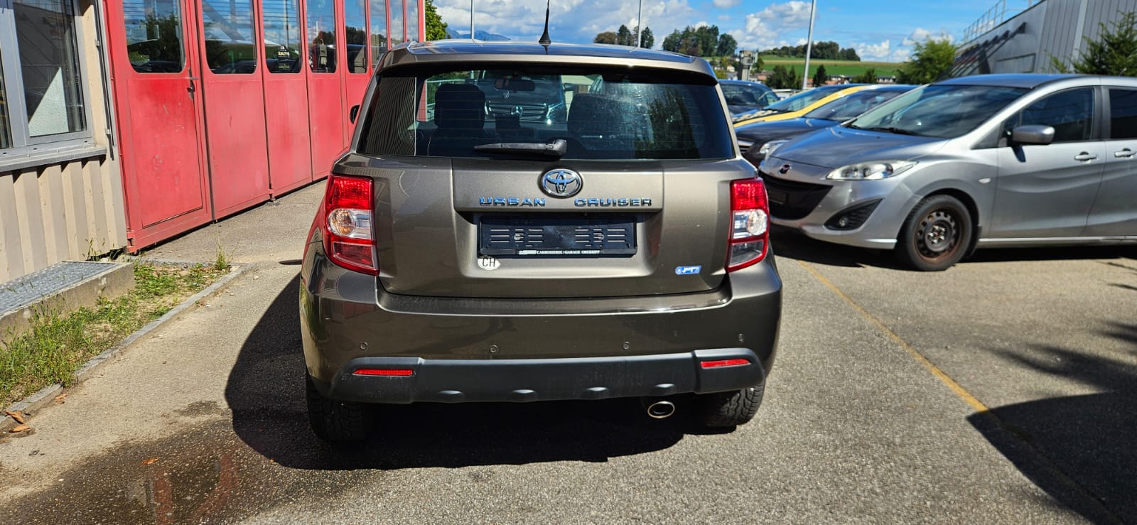 TOYOTA UrbanCruiser 1.4 D-4D Linea Sol 4WD-image-6