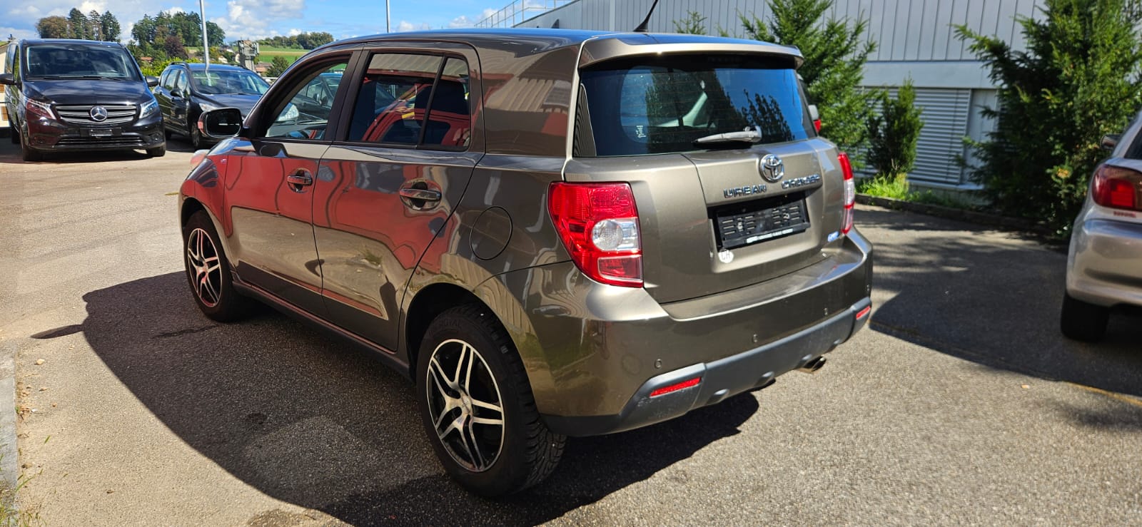 TOYOTA UrbanCruiser 1.4 D-4D Linea Sol 4WD-image-8