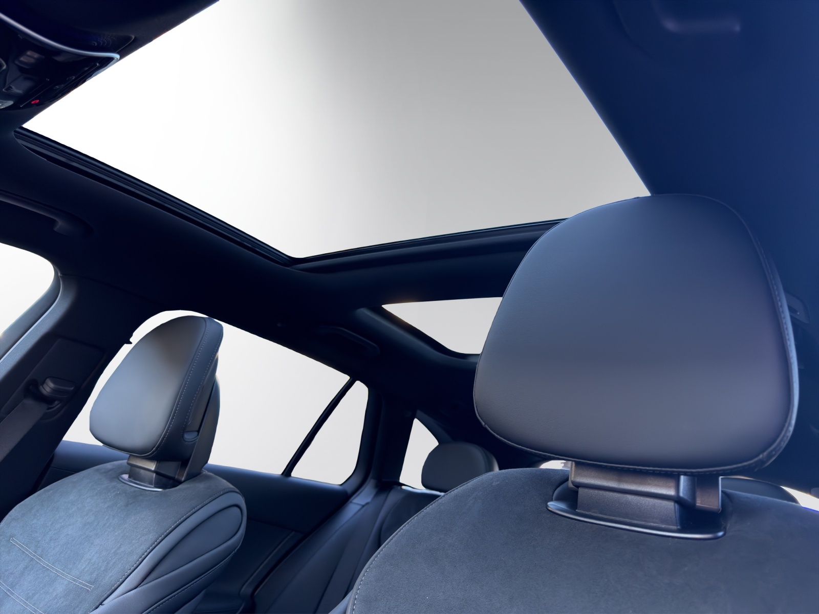 MERCEDES-BENZ C 220 d T 4 Matic Swiss Star-image-9