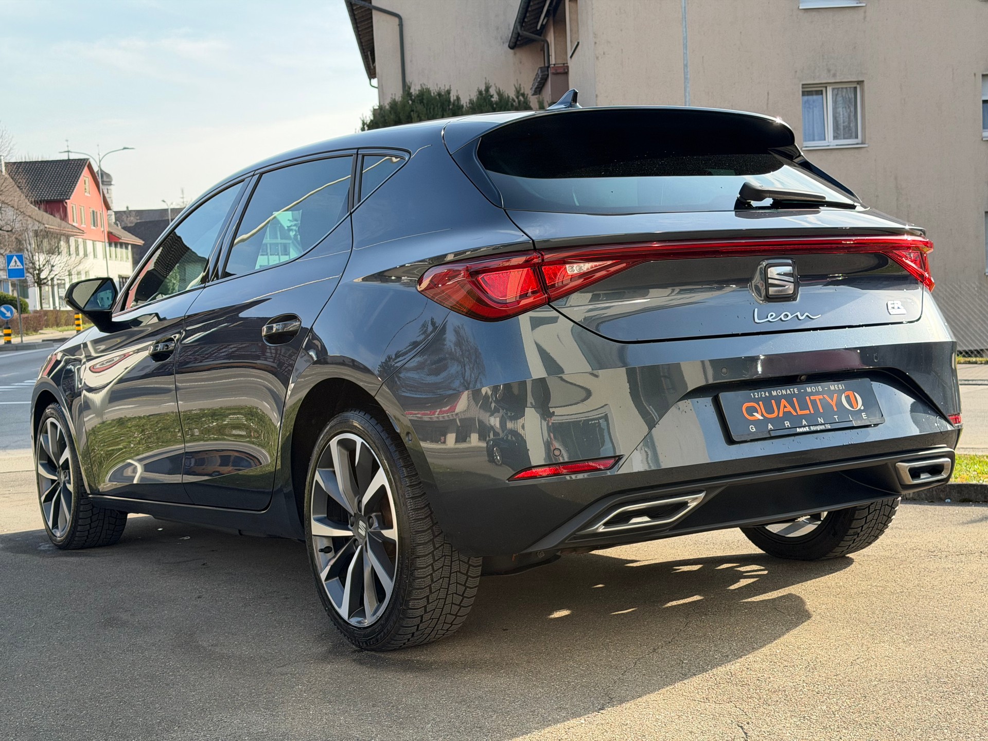 SEAT Leon 1.4 eHybrid pHEV DSG FR Vollausstattung-image-5