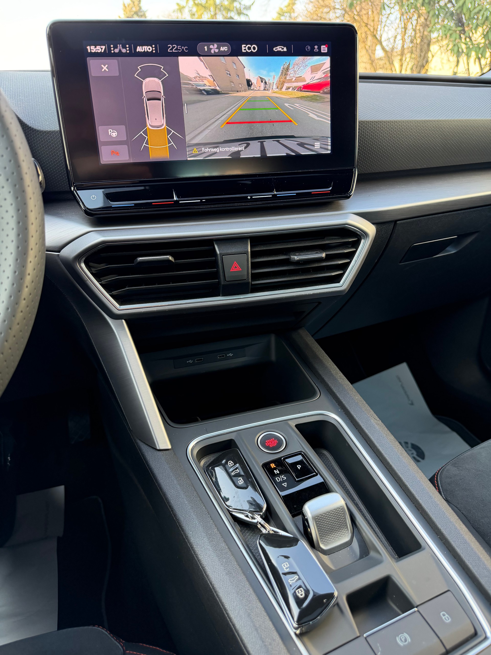 SEAT Leon 1.4 eHybrid pHEV DSG FR Vollausstattung-image-10