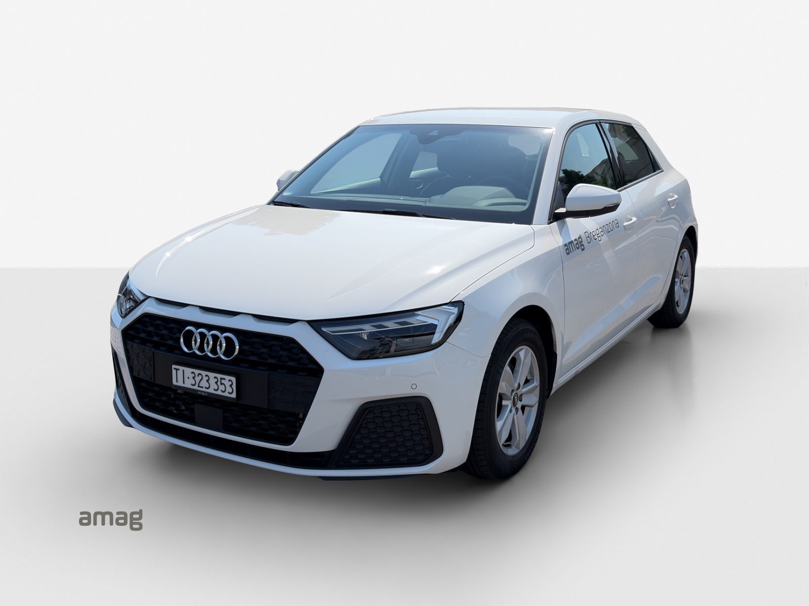 AUDI A1 Sportback 30 TFSI Attraction S-tronic-image-0
