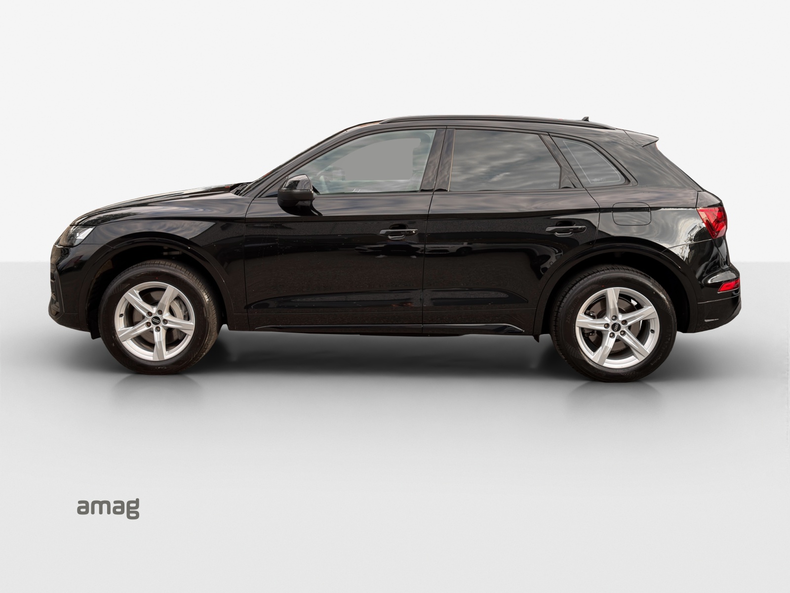 AUDI Q5 50 TFSI e PHEV advanced quattro S-tronic-showroom-element-1