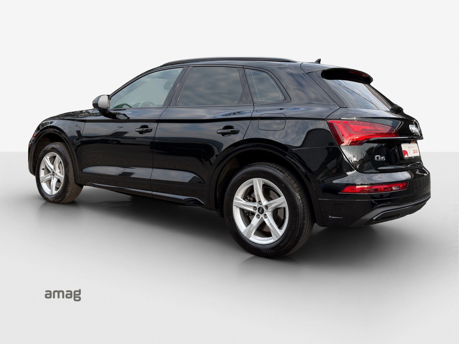 AUDI Q5 50 TFSI e PHEV advanced quattro S-tronic-showroom-element-2
