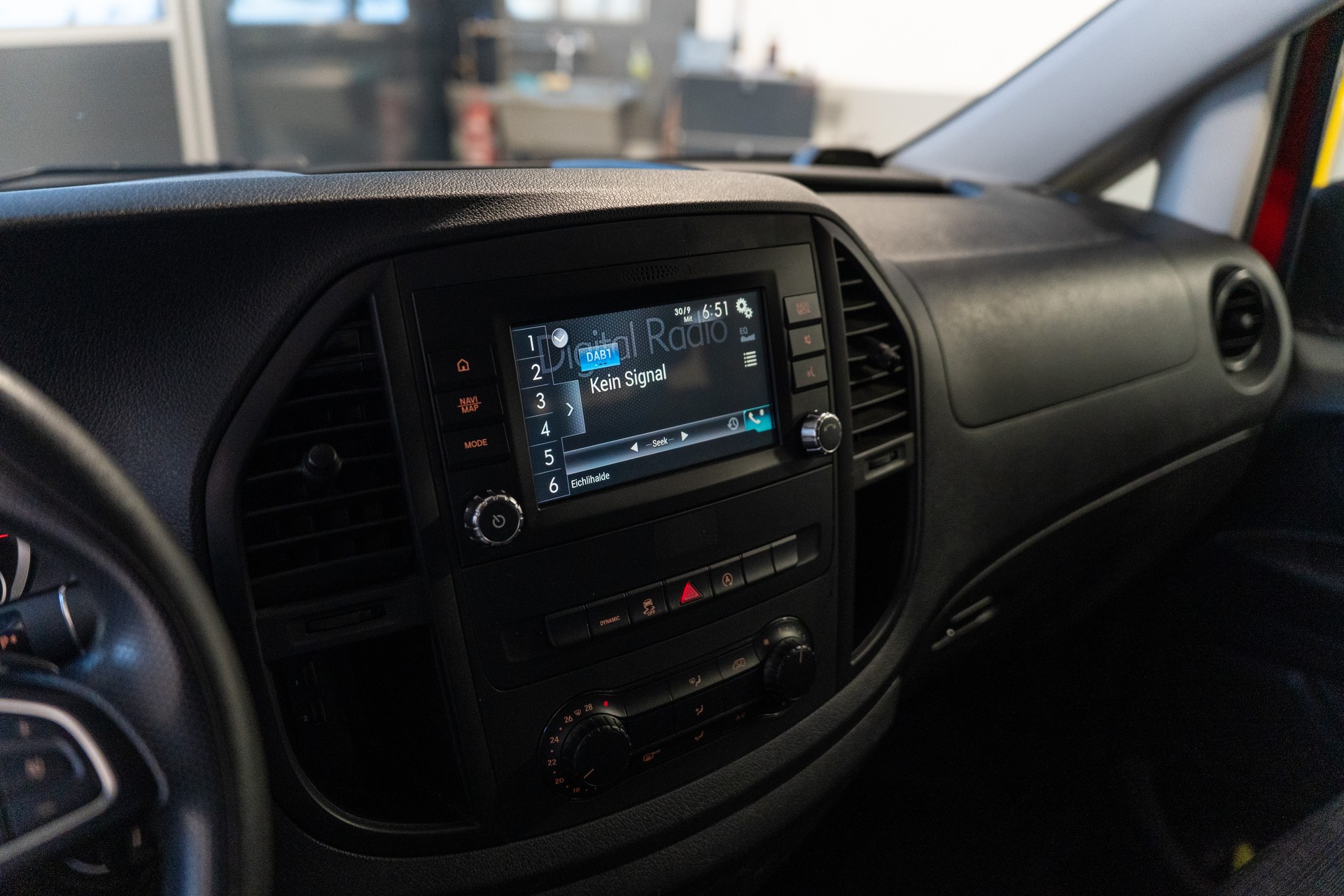 MERCEDES-BENZ Vito 114 CDI Lang 7G-Tronic-image-9