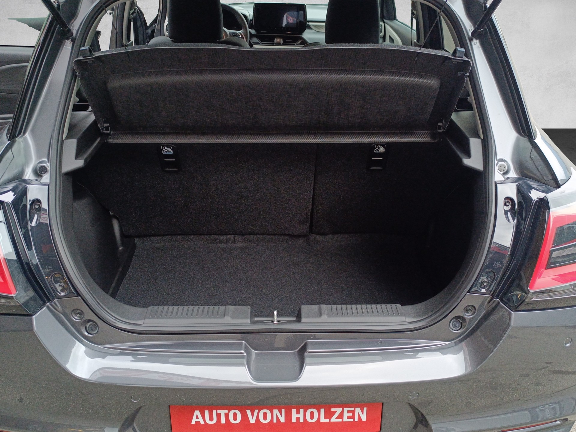 SUZUKI Swift 1.2 Compact+ Hybrid CVT-image-13
