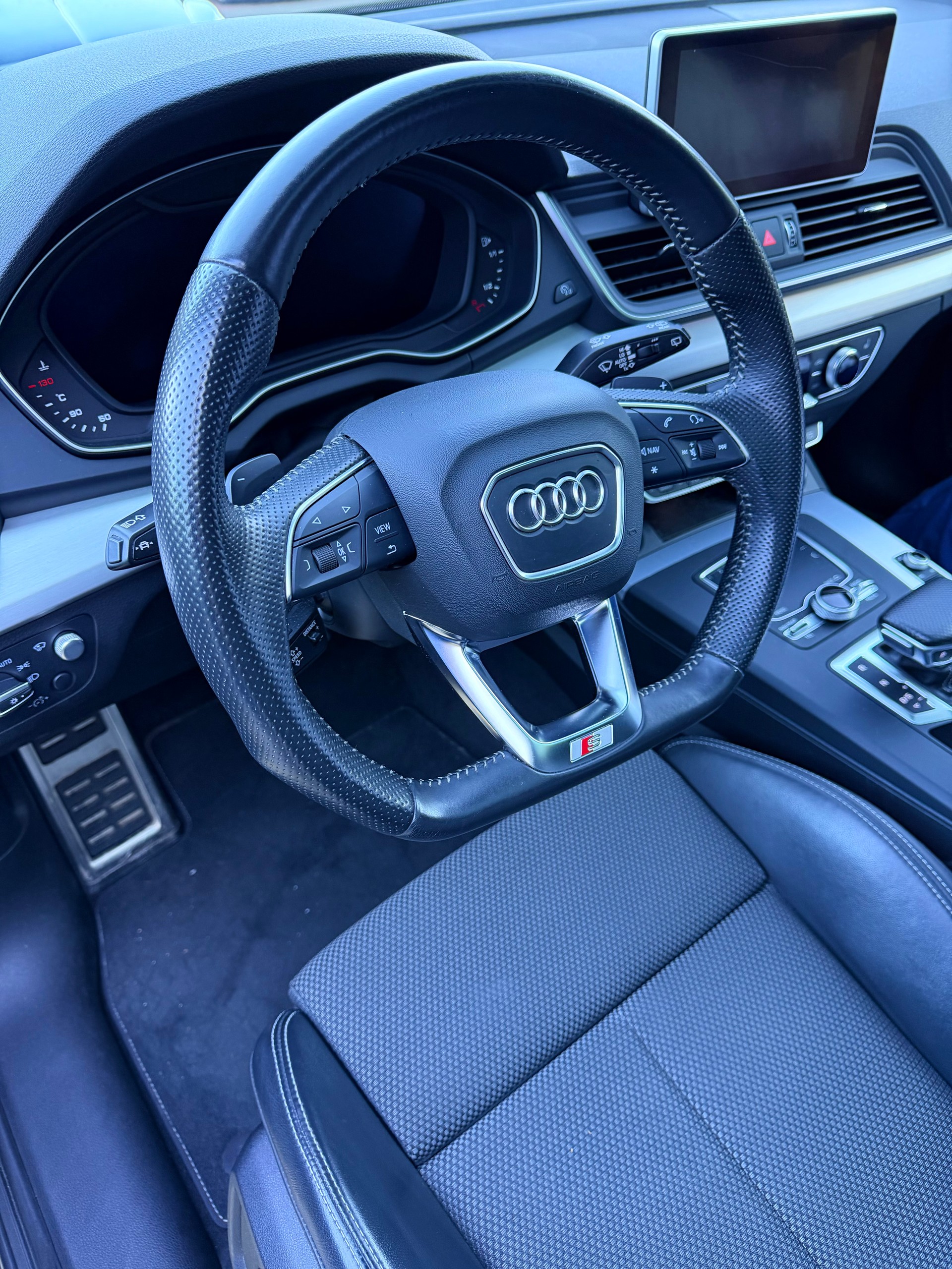 AUDI 2.0 TFSI Sport qu. S-Tronic-image-3