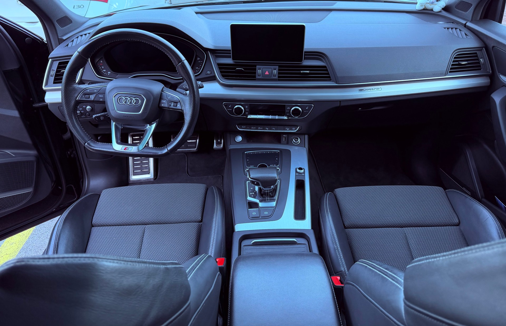AUDI 2.0 TFSI Sport qu. S-Tronic-image-2