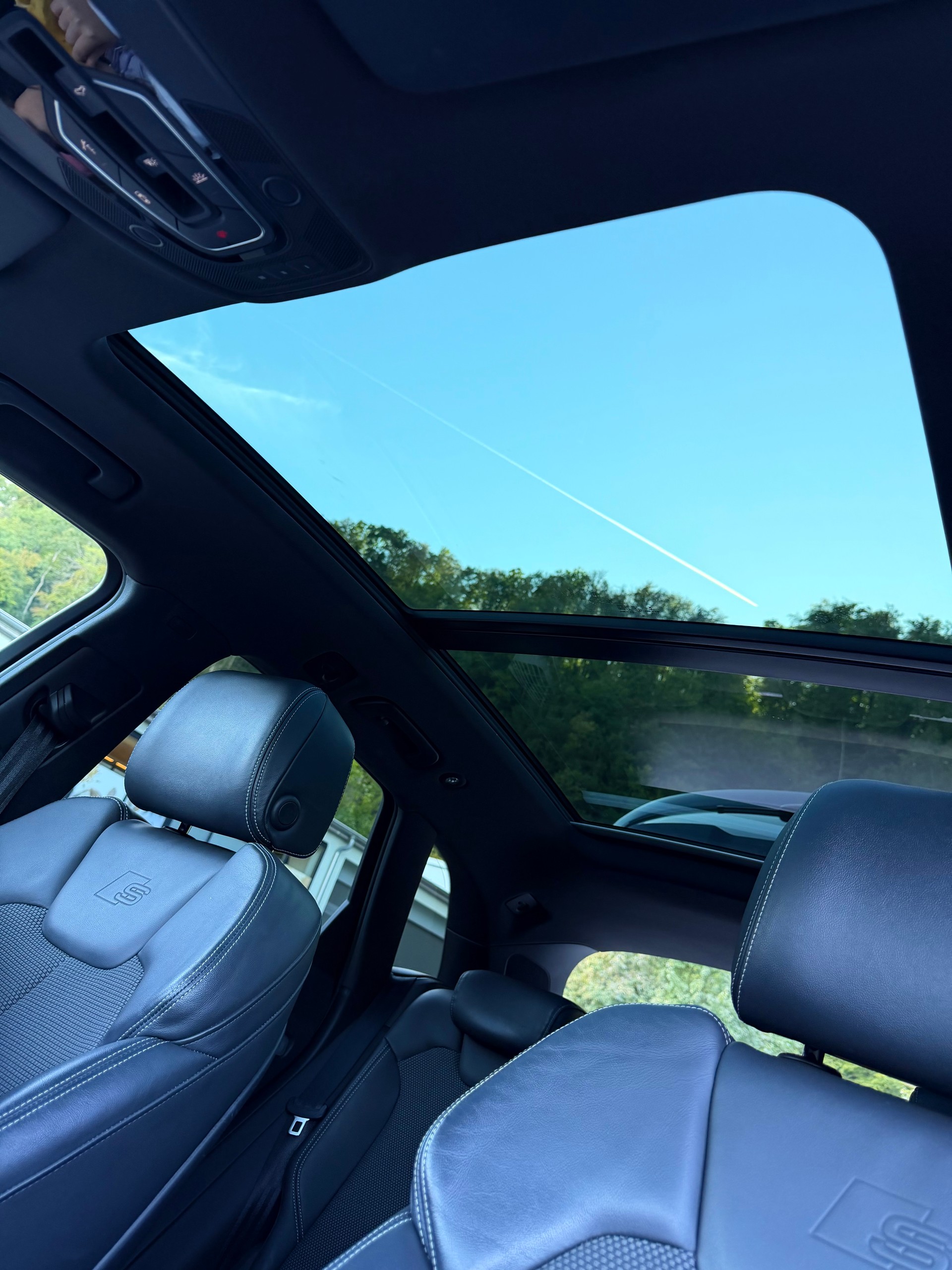AUDI 2.0 TFSI Sport qu. S-Tronic-image-4