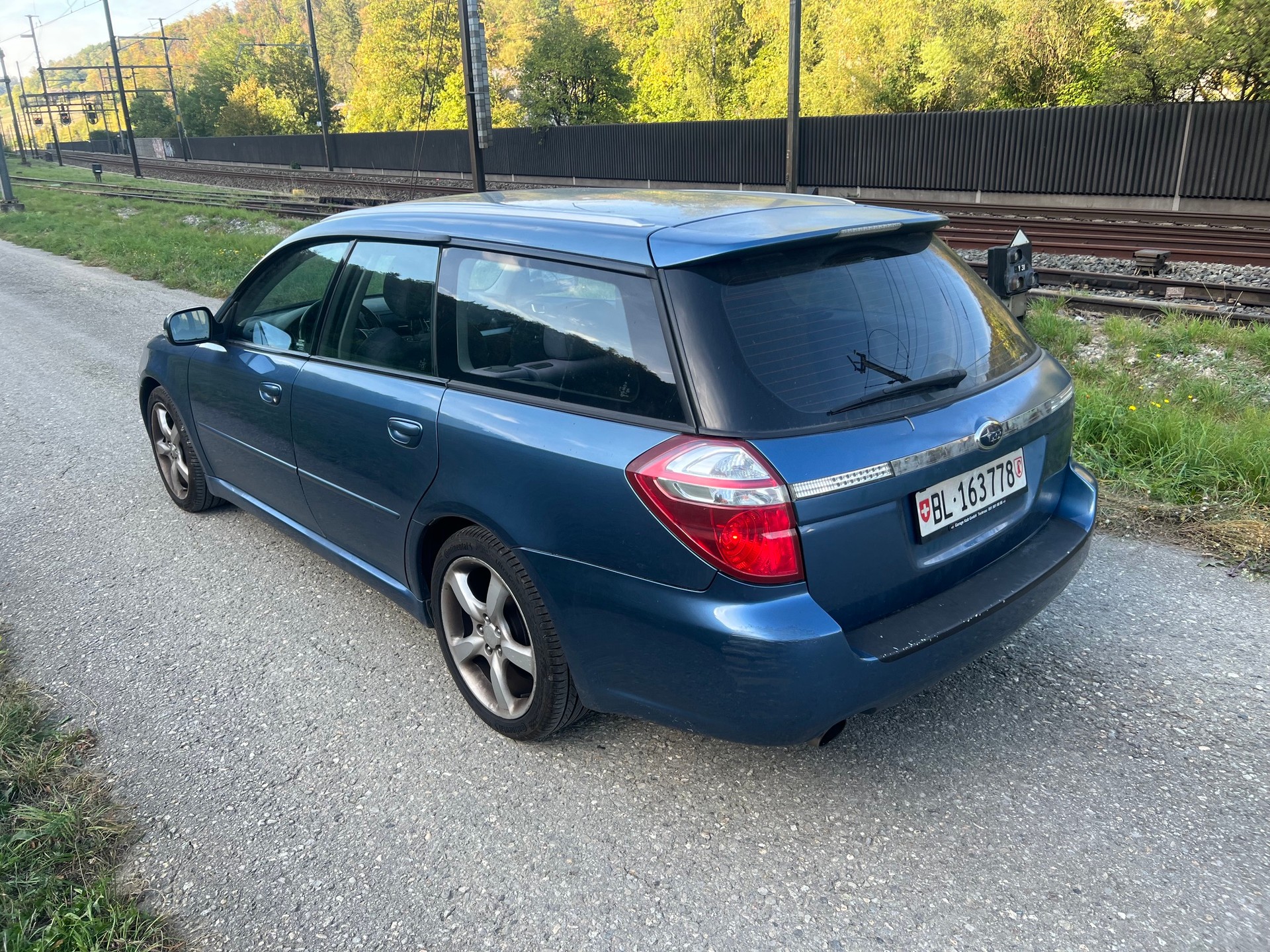 SUBARU Legacy 2.0R AWD Limited-image-2