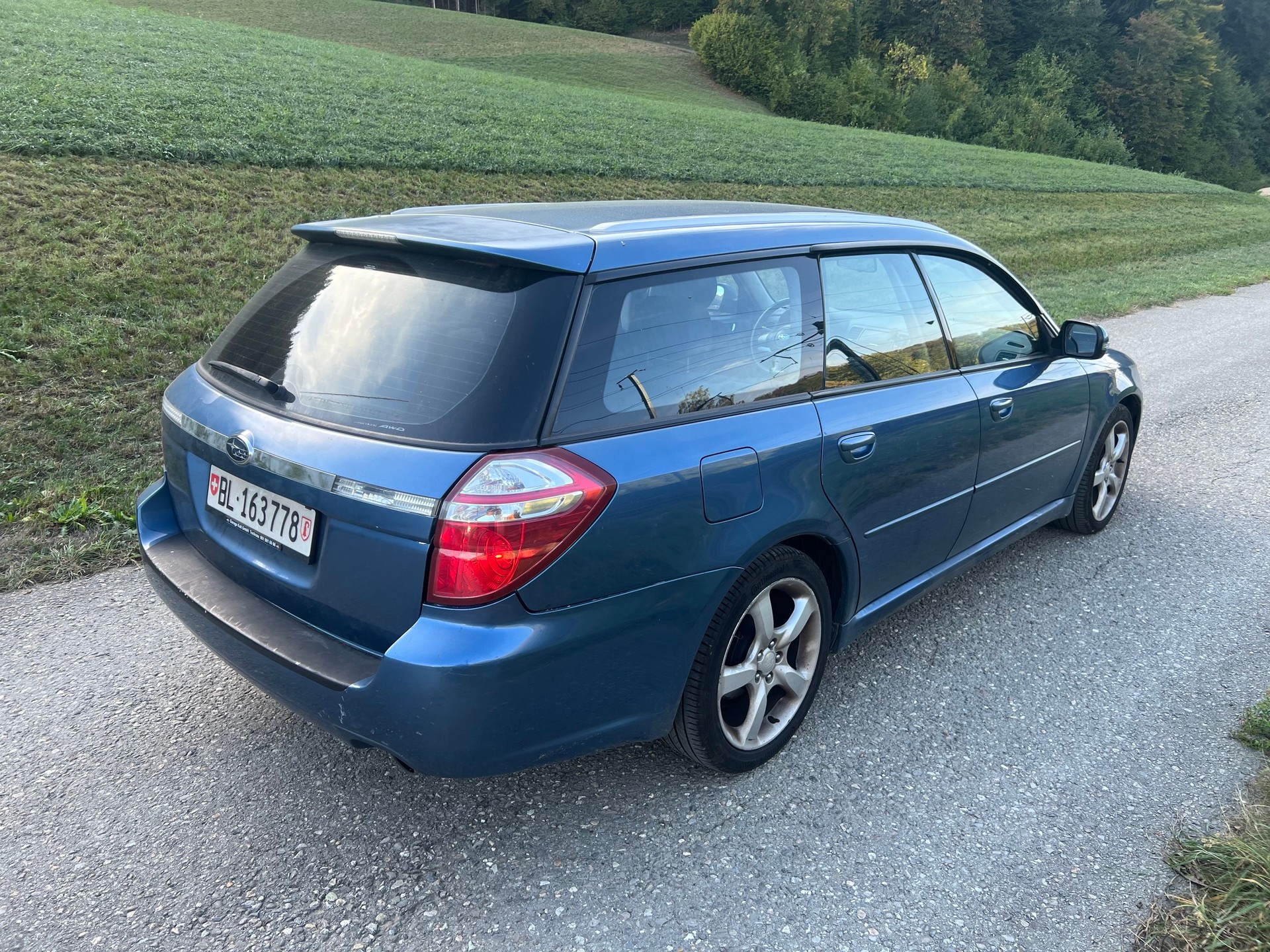 SUBARU Legacy 2.0R AWD Limited-image-4