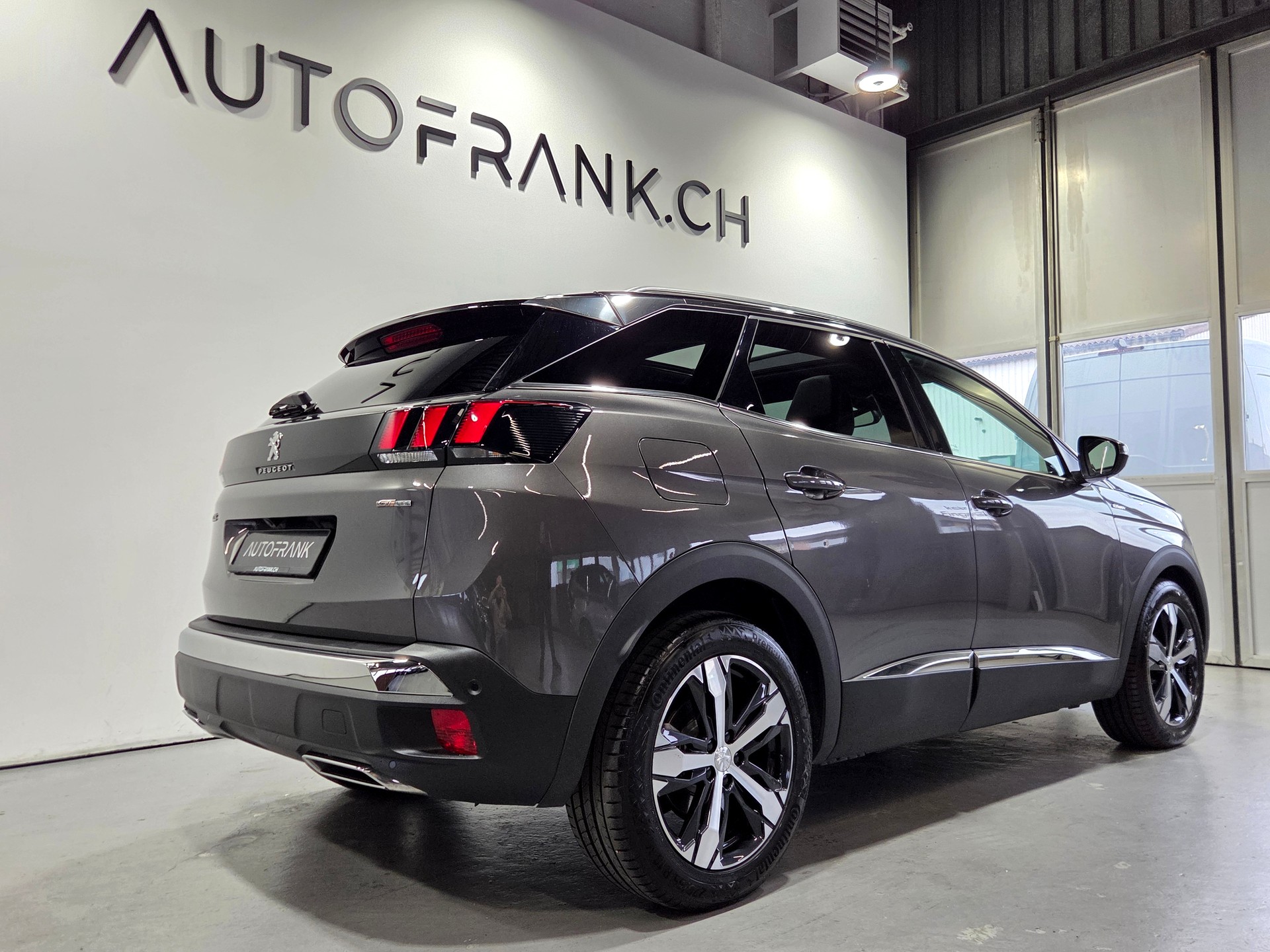 PEUGEOT 3008 1.6 THP Allure-image-9