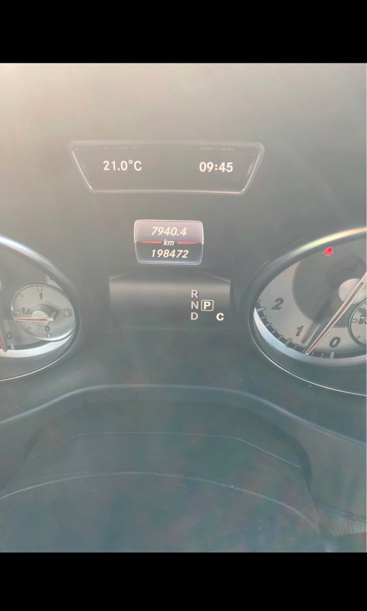 MERCEDES-BENZ CLA 250 Sport 4Matic 7G-DCT-image-6