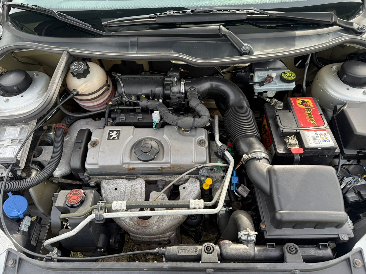 PEUGEOT 206 1.4 X-Line-image-3