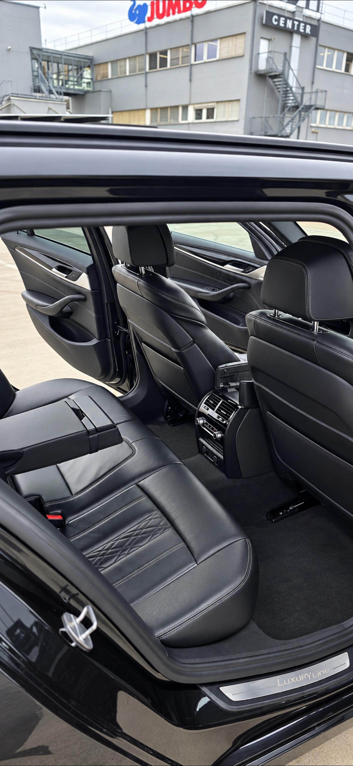 BMW 520d xDrive-image-4