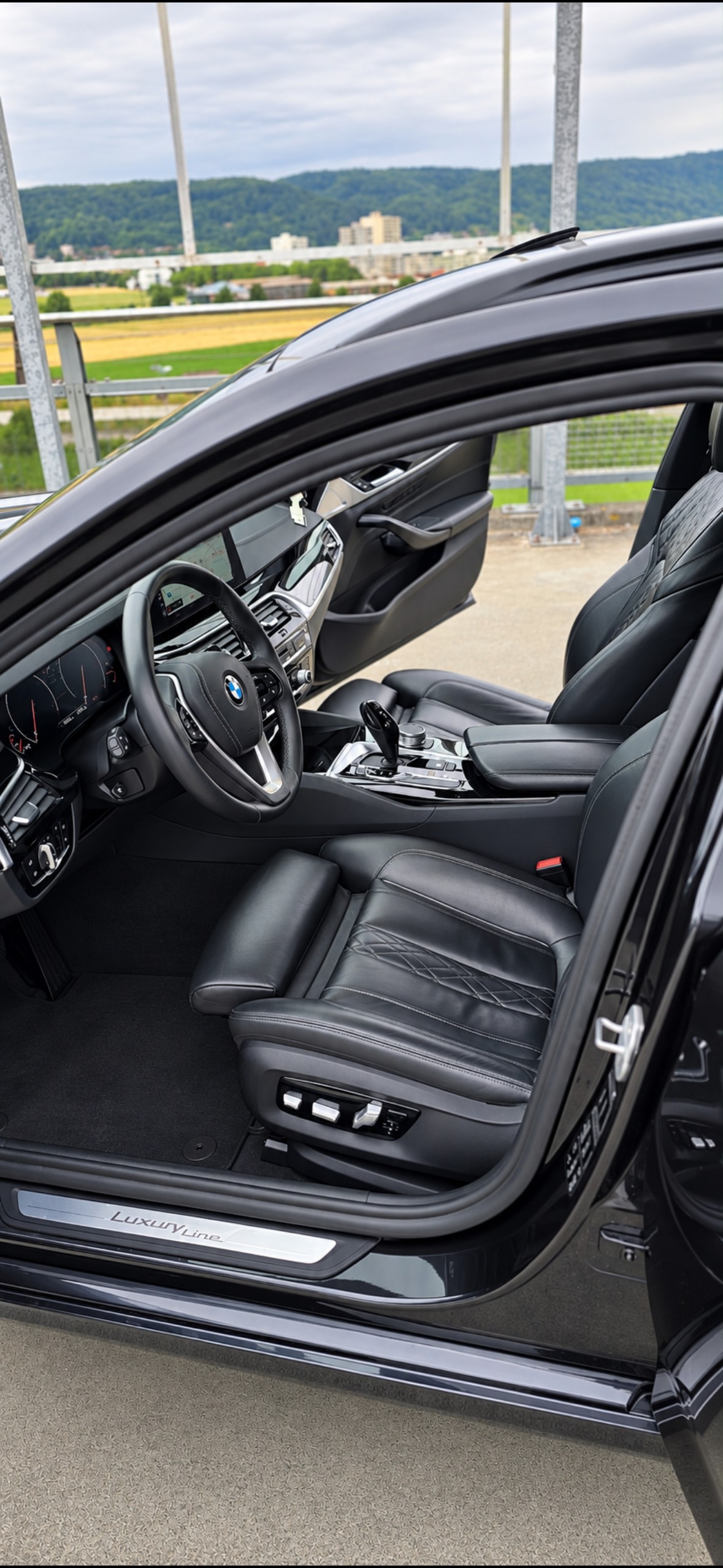 BMW 520d xDrive-image-3