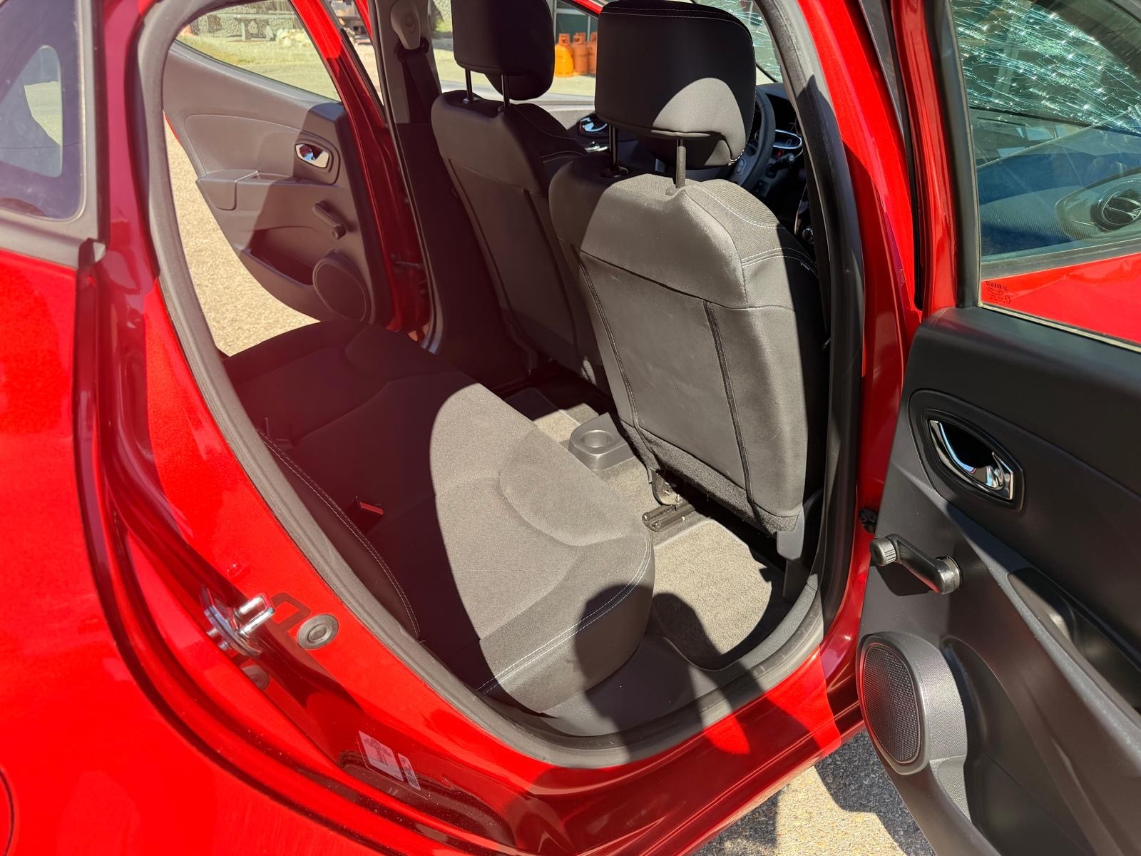 RENAULT Clio 0.9 12V Expression-image-11