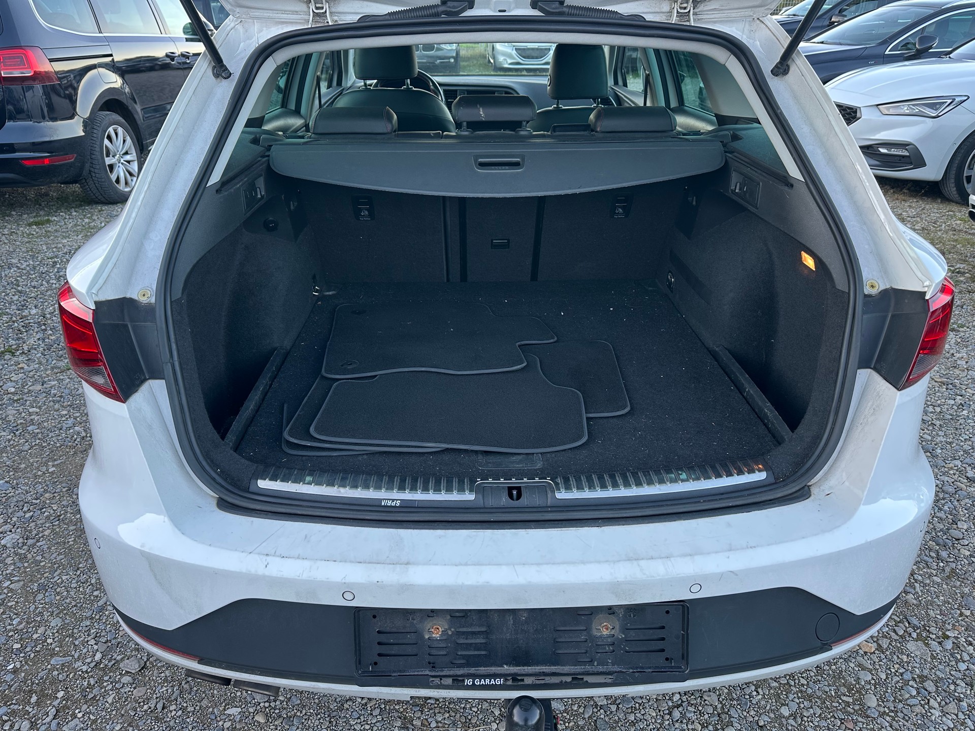 SEAT Leon ST 1.4 TSI FR Line DSG-image-6