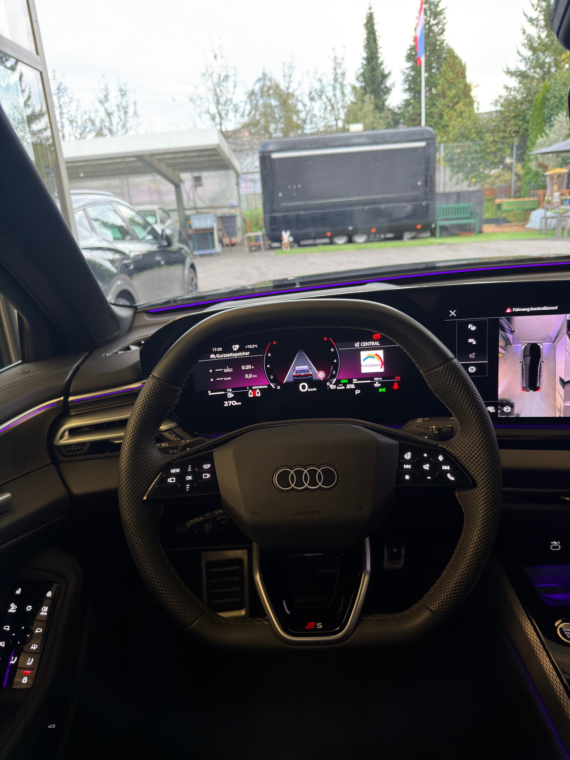 AUDI A5 Avant 2.0 TFSI quattro S-Tronic-image-10