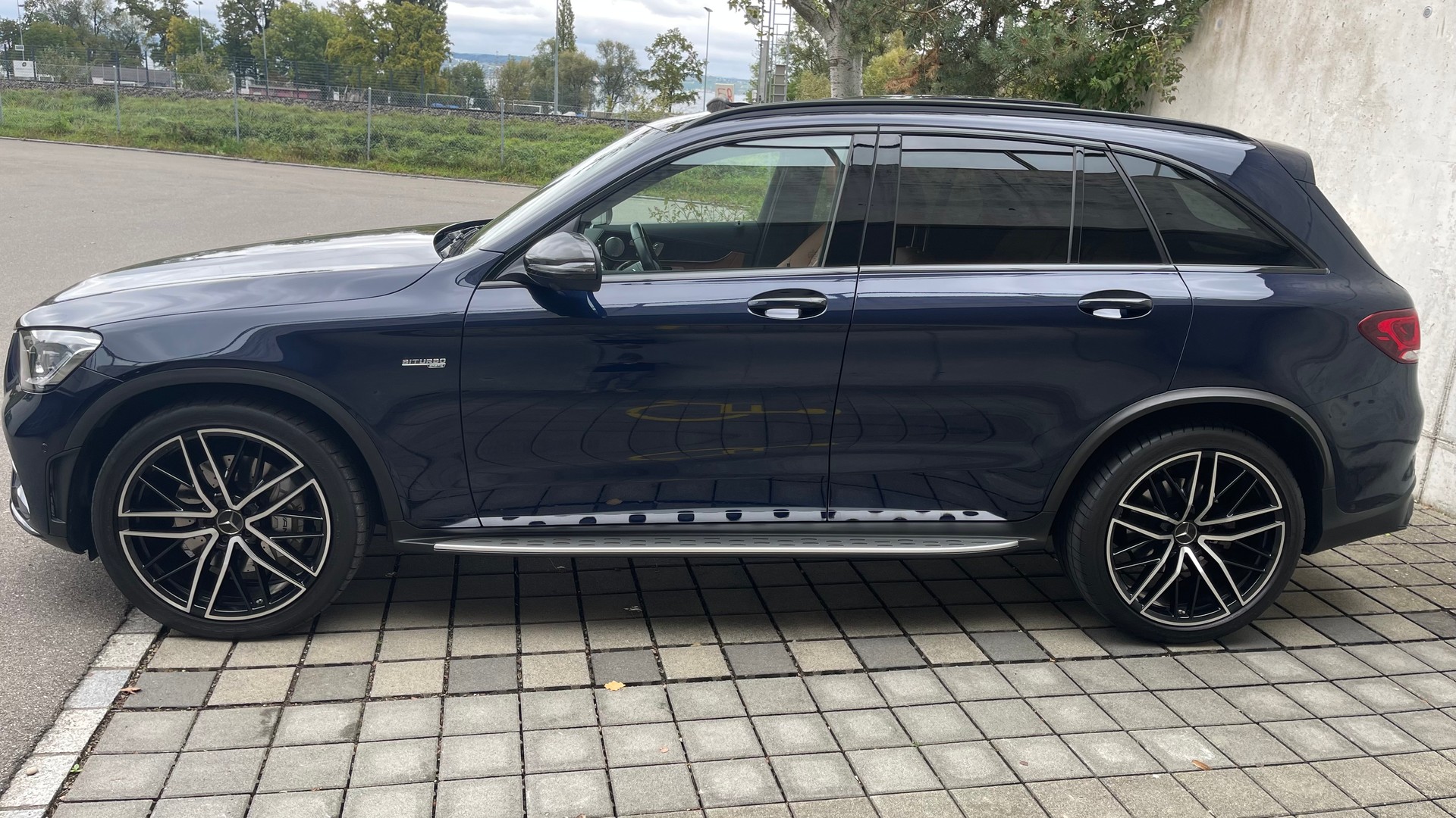 MERCEDES-BENZ GLC 43 AMG 4m-image-2