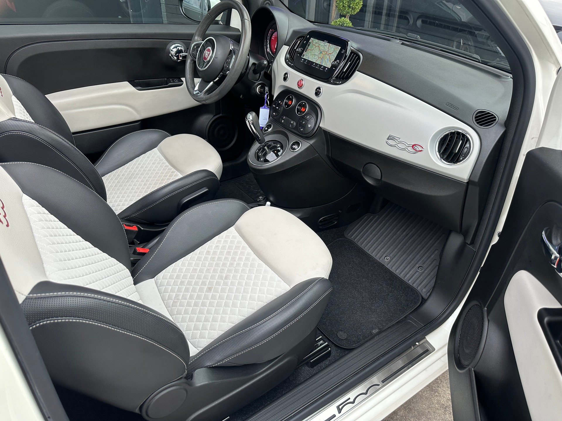 FIAT 500C 1.2 Dolcevita Dualogic-image-10