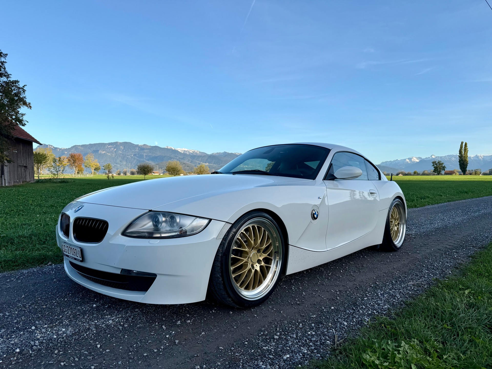 BMW Z4 3.0si Coupé-image-0