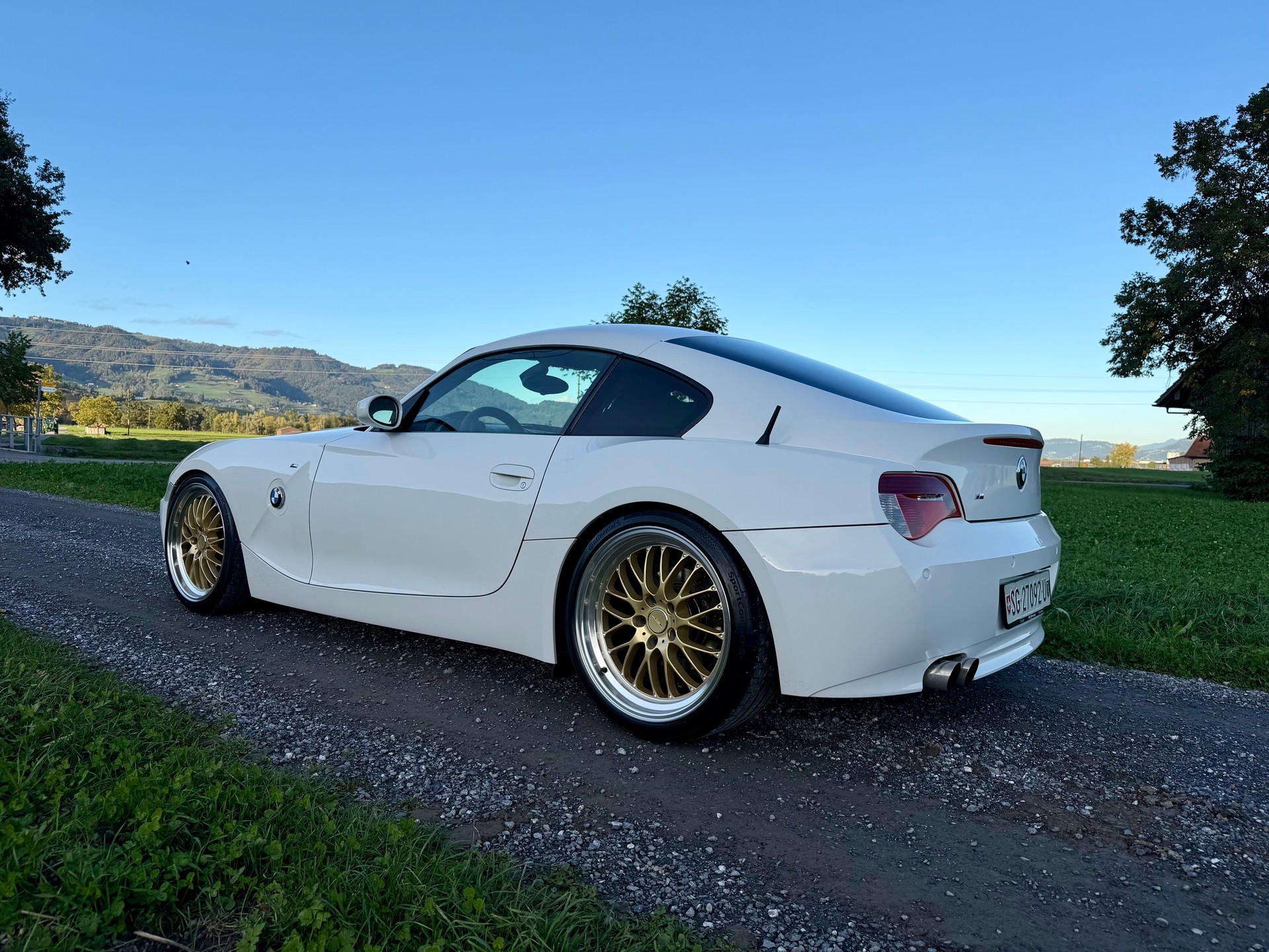 BMW Z4 3.0si Coupé-image-3
