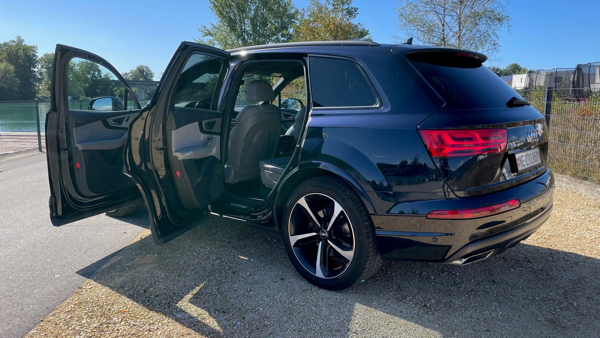 AUDI Q7 3.0 TDI quattro tiptronic-image-9