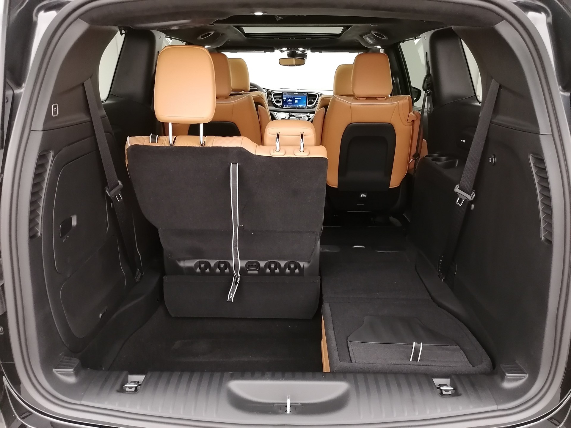 CHRYSLER Pacifica Pinnacle 3.6l Plug-In-Hybrid-image-11