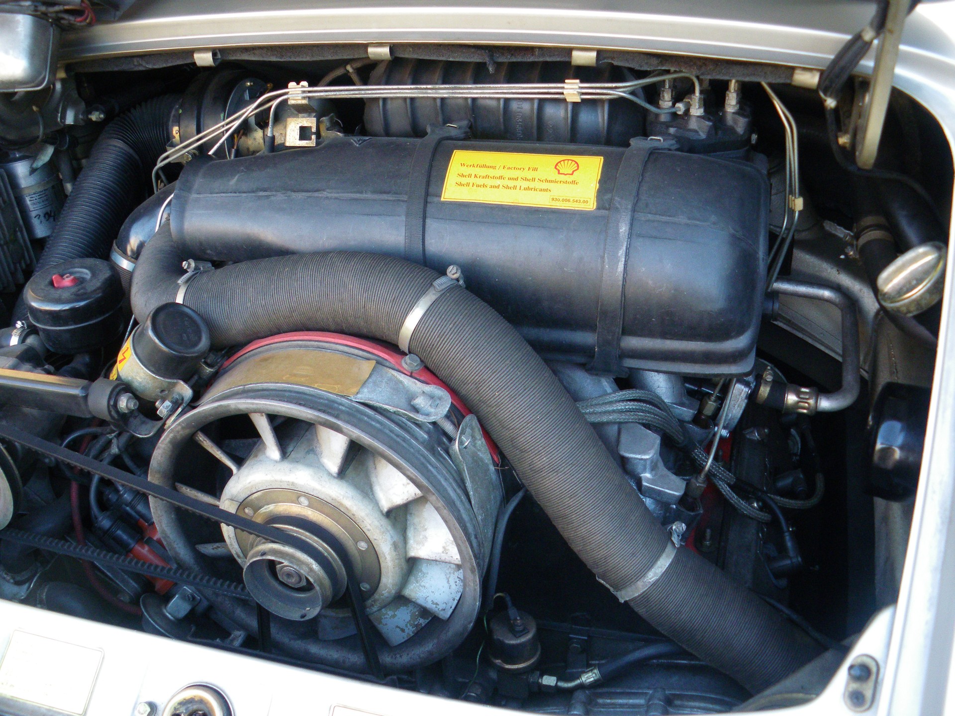 PORSCHE 911-image-12