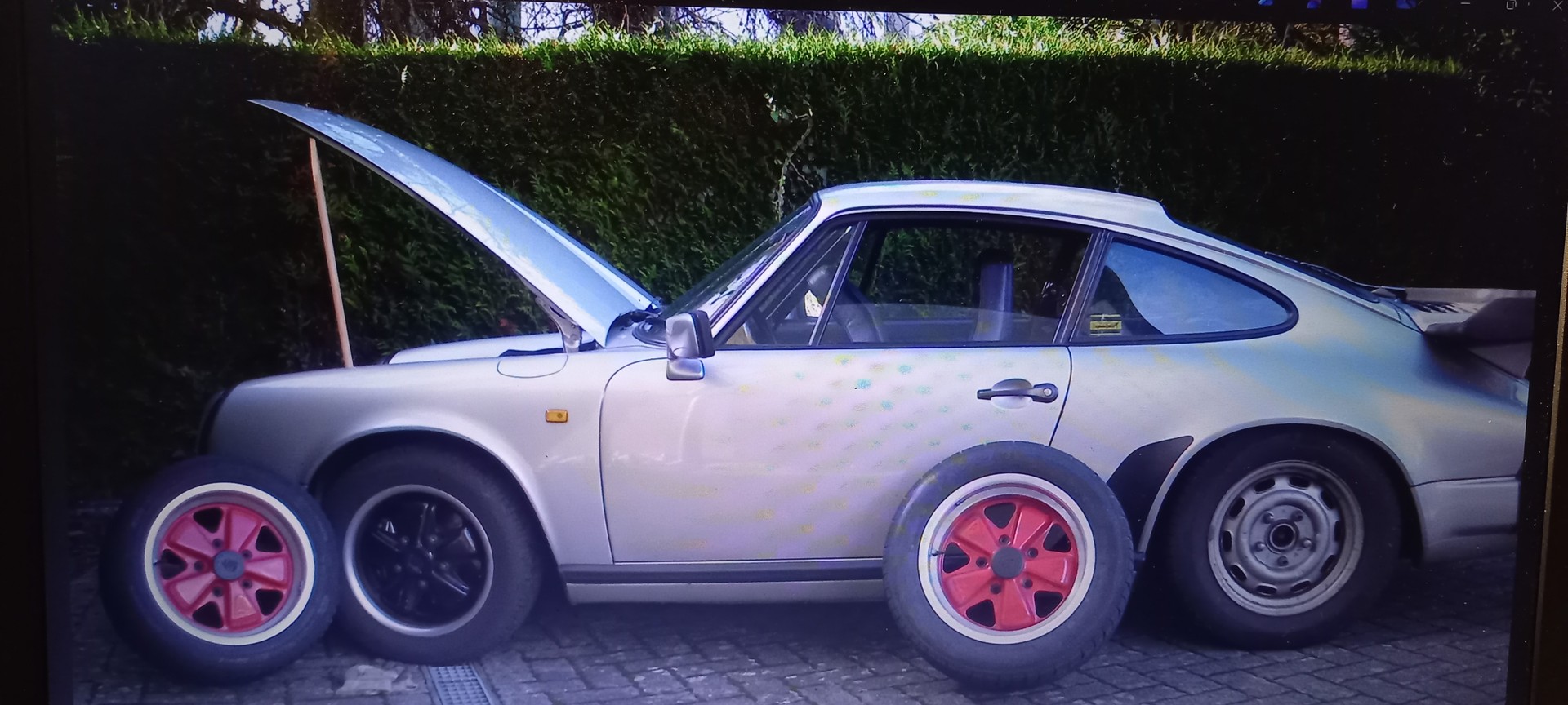 PORSCHE 911-image-6